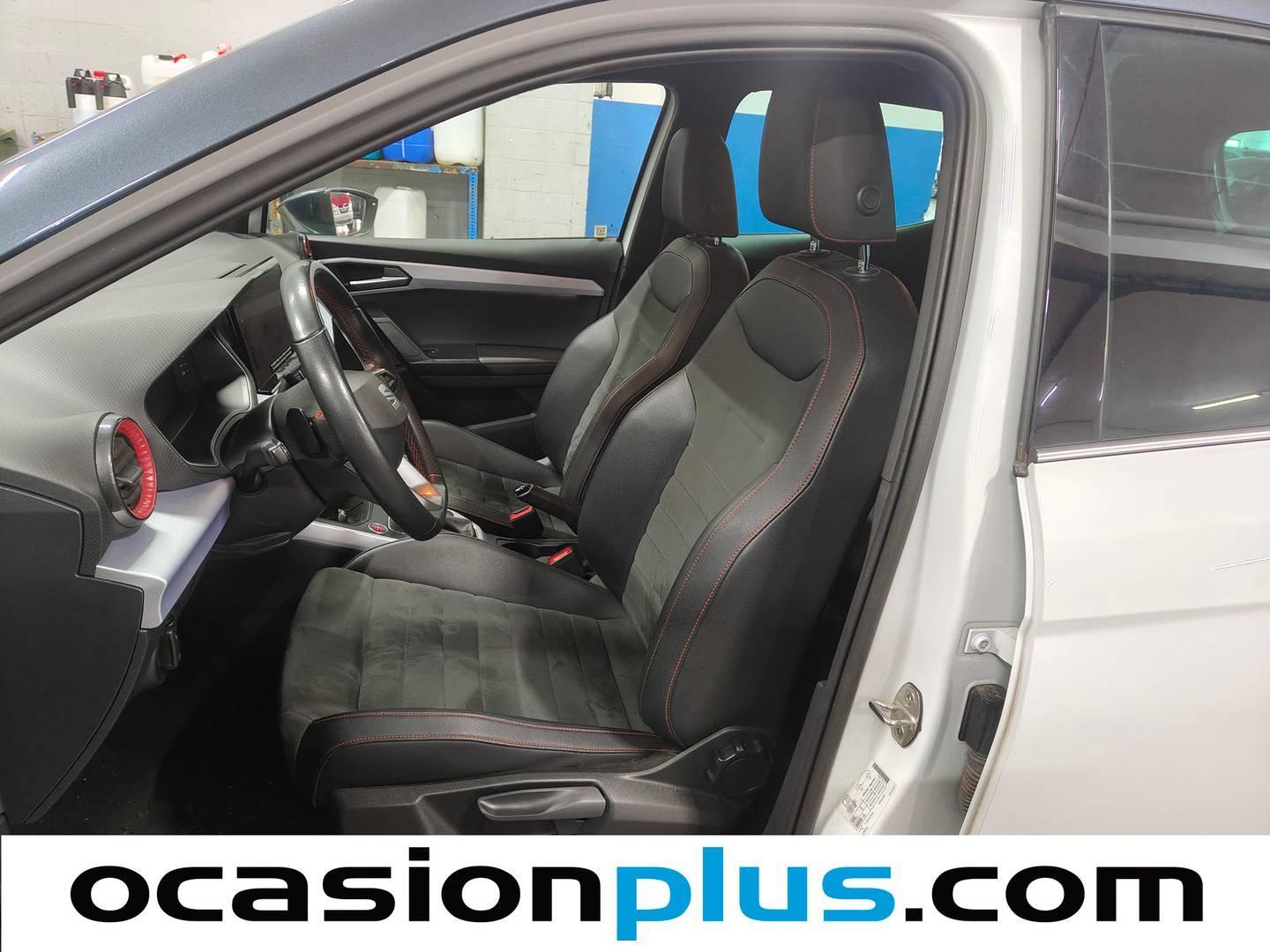 Foto asientos delanteros Seat Arona Seat Arona 1.5 TSI S&S FR XL DSG (150 CV)