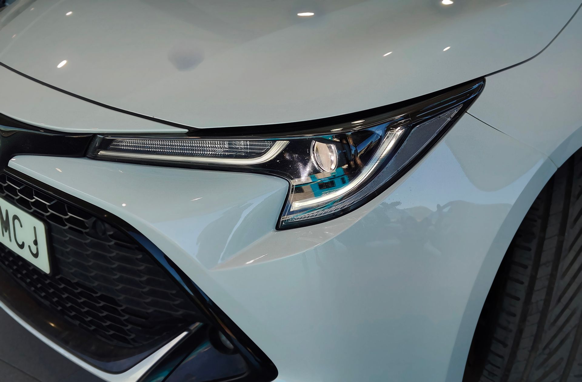 Toyota Corolla 180H Touring Sports GR-Sport E-CVT - foto 18