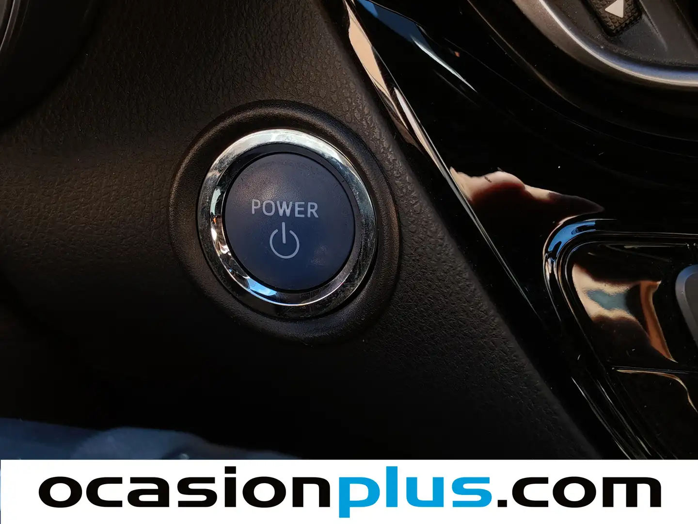 Foto Toyota C-HR Toyota C-HR 1.8 125H Advance (122 CV)