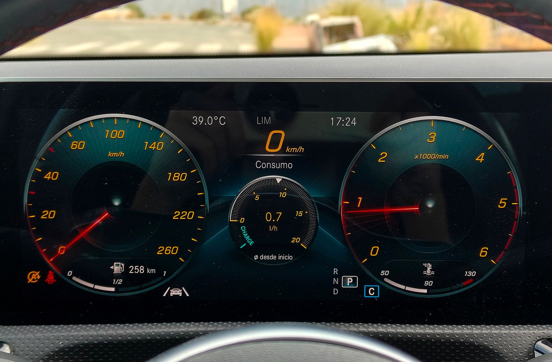 Mercedes-Benz Clase A 180 d Pack AMG - foto 25