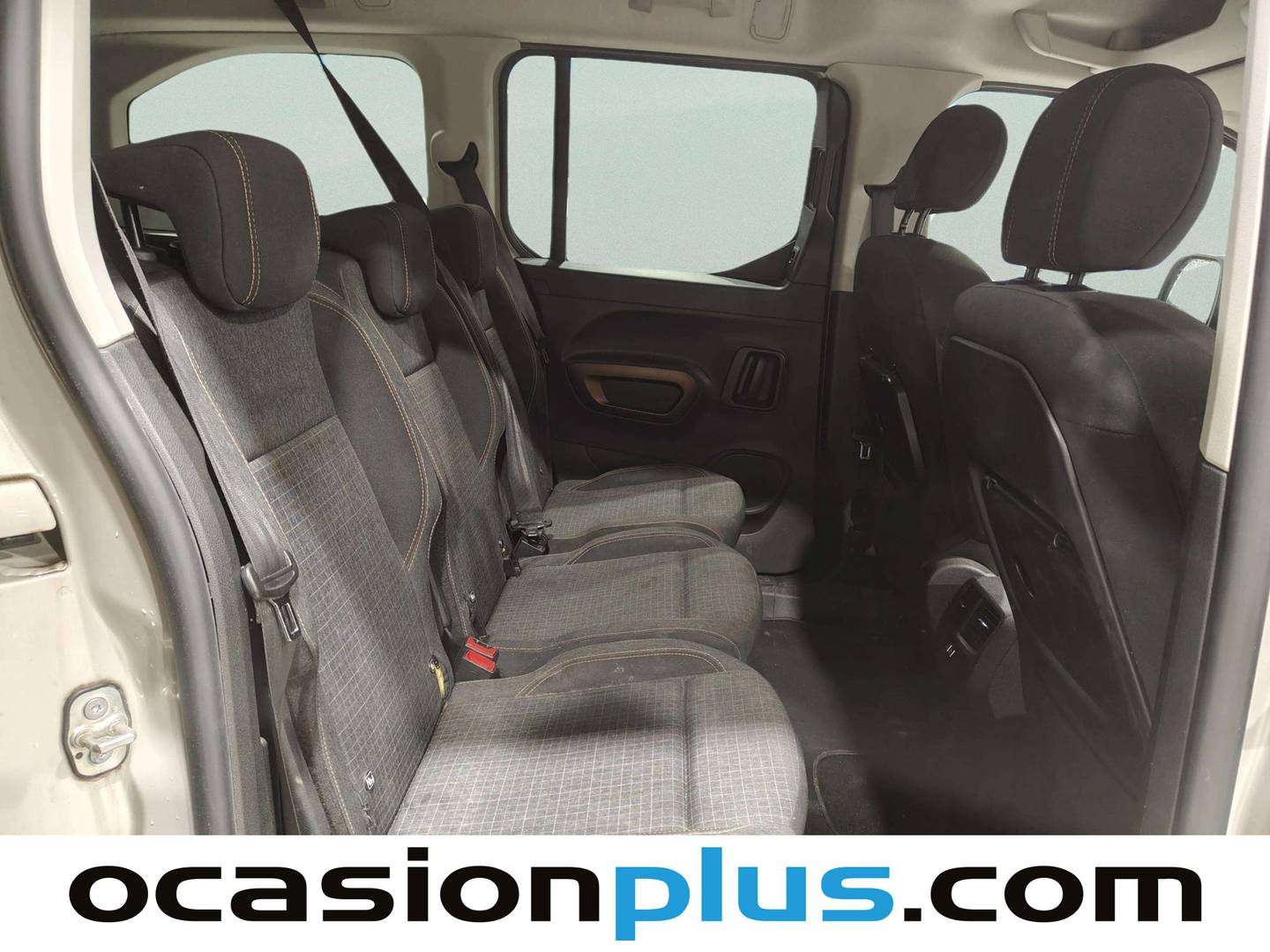 Foto Peugeot Rifter Peugeot Rifter PureTech 130 GT Long EAT8 (130 CV)