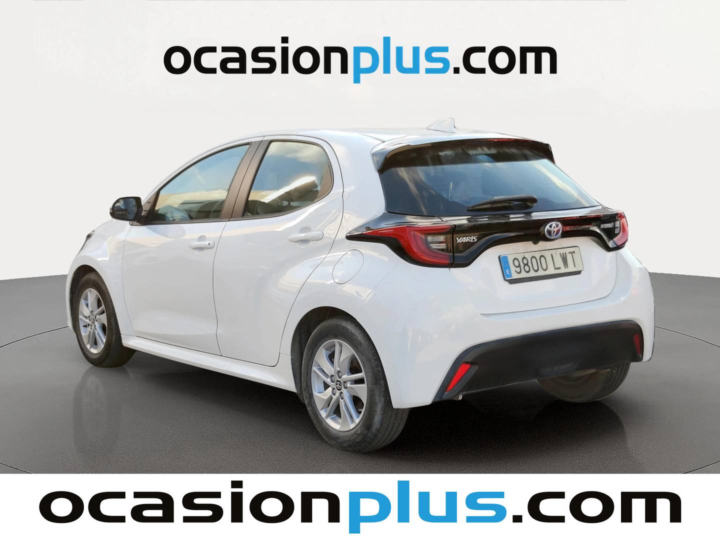 Foto trasera Toyota Yaris Toyota Yaris 120H Active Tech (116 CV) izquierda