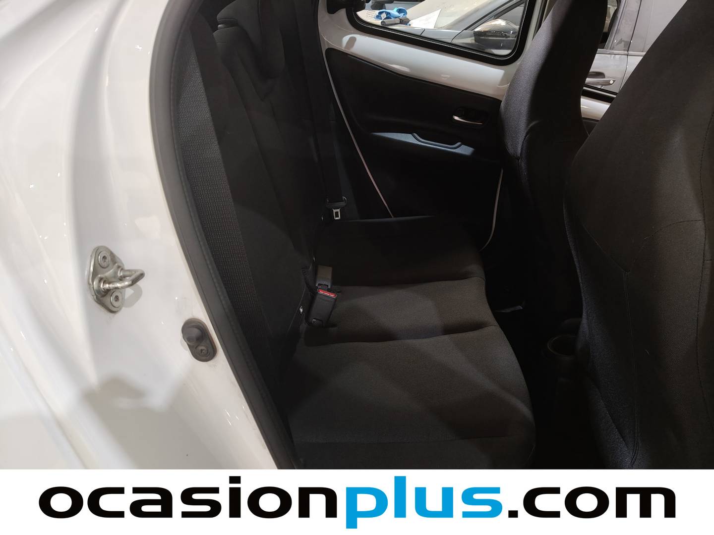 Foto Toyota Aygo X Cross Toyota Aygo X Cross 1.0 VVT-I Play (72 CV)