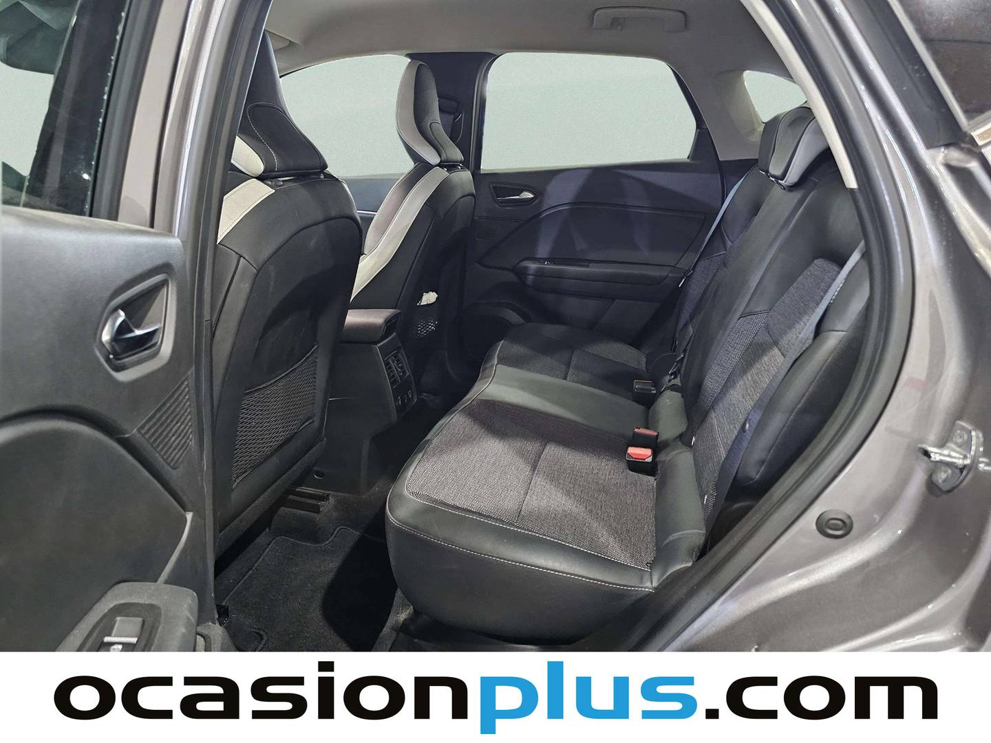 Foto asientos traseros Renault Captur Renault Captur Zen E-TECH Híbrido (145 CV)