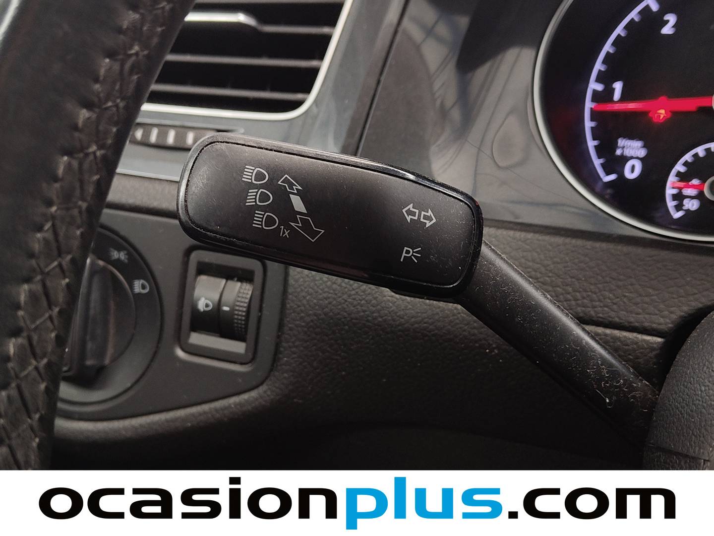 Volkswagen Golf Volkswagen Golf Business & Navi 1.6 TDI (115 CV) DSG seminuevo