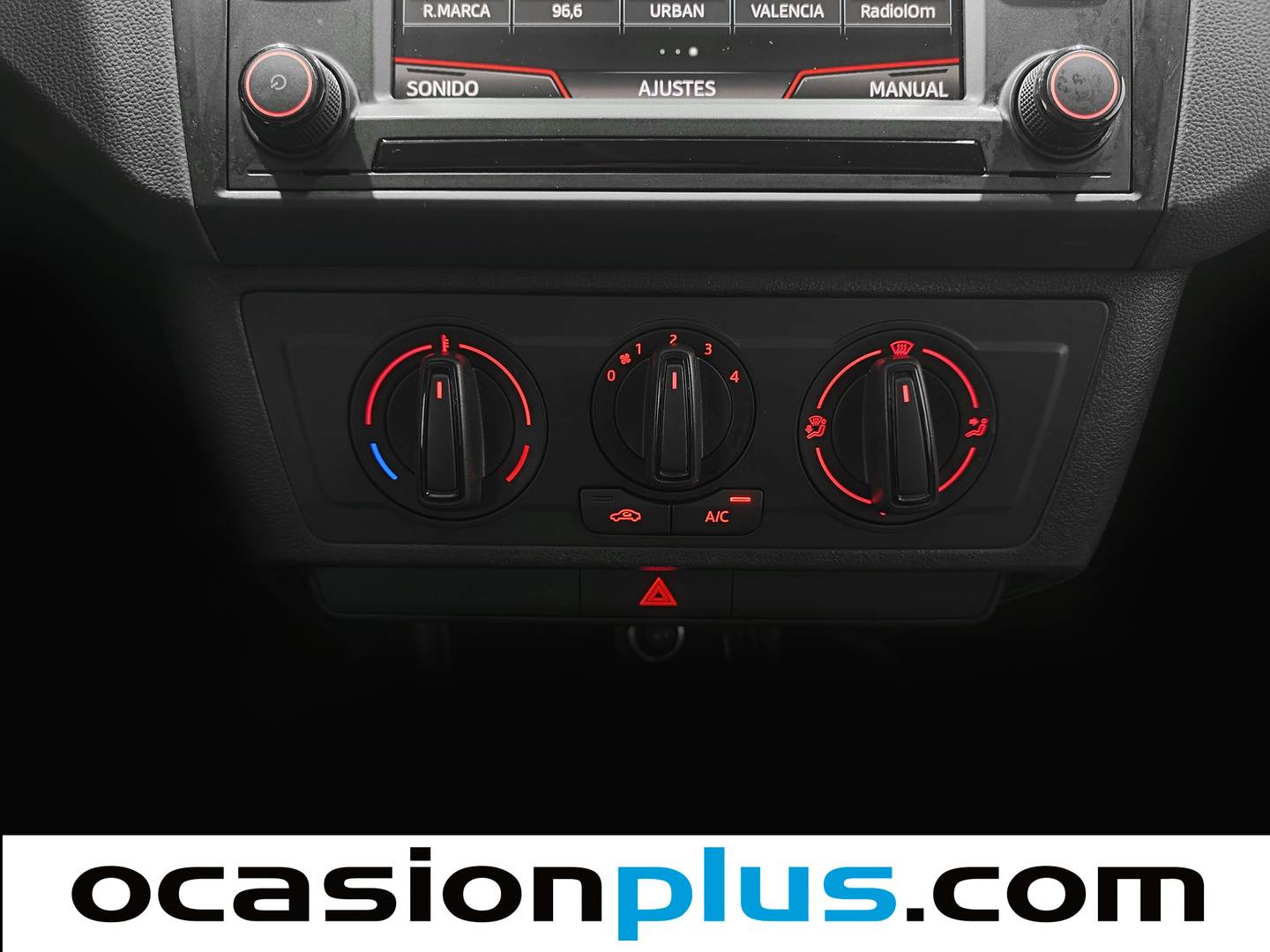 Equipamiento del Seat Ibiza Seat Ibiza 1.0 Full Connect (75 CV)