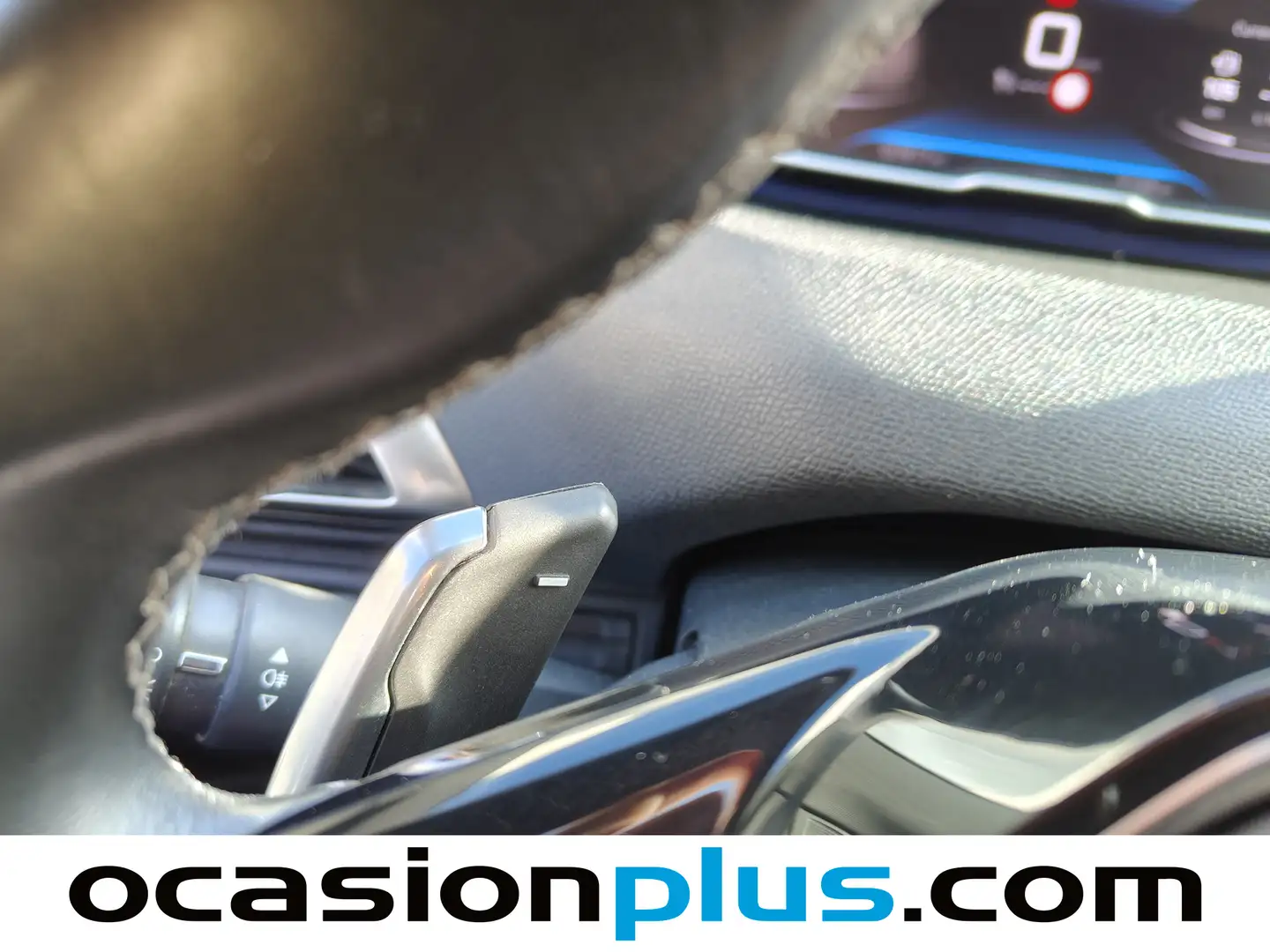 Foto Peugeot 5008 Peugeot 5008 PureTech 130 S&S Allure Pack EAT8 (130 CV)