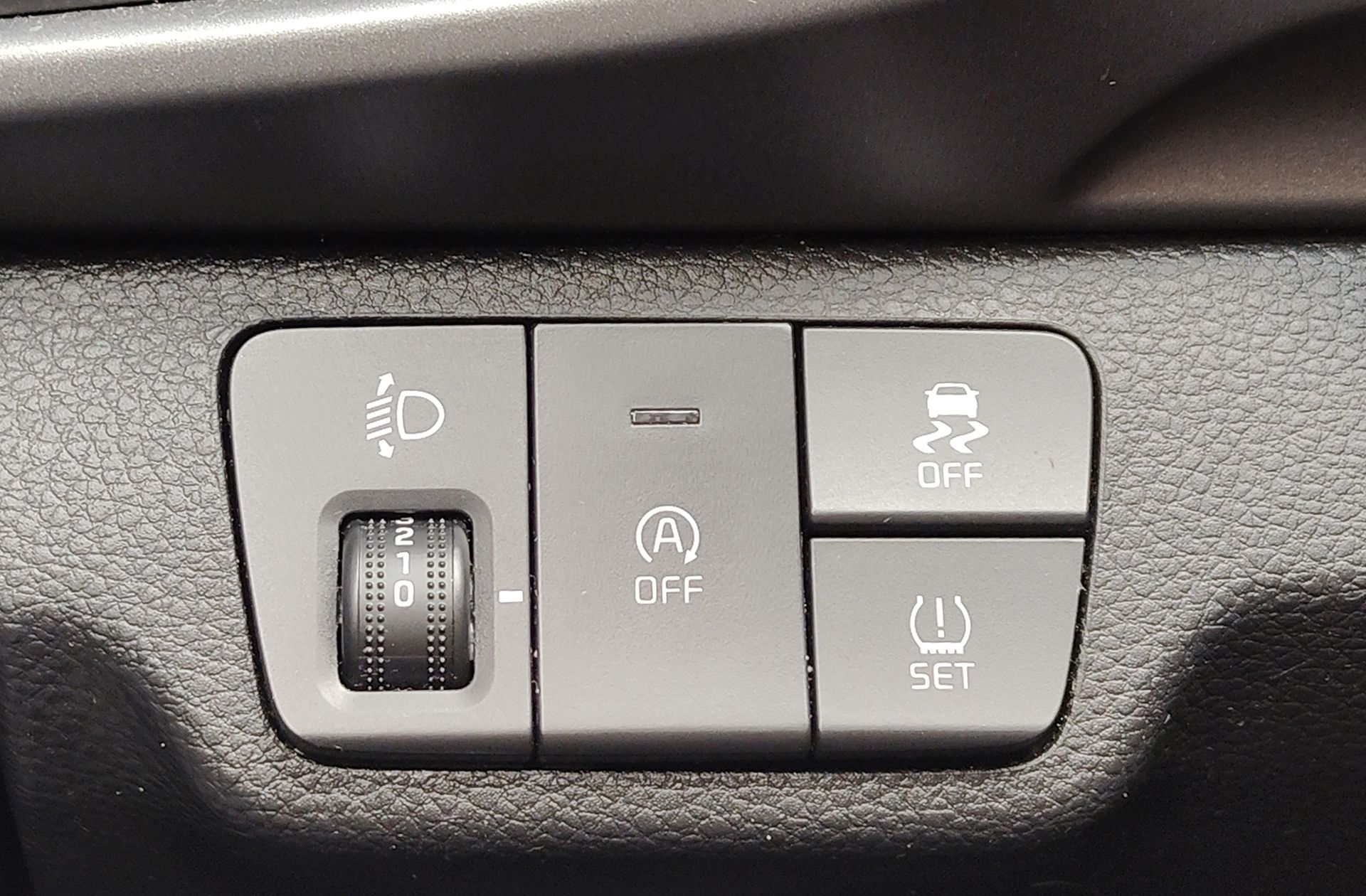 Kia Stonic 1.2 DPi Concept - foto 22