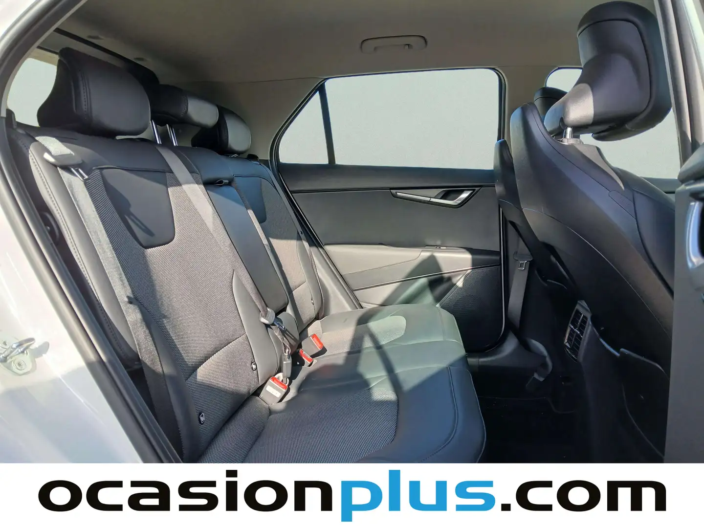 Foto KIA Niro Kia Niro 1.6 GDi HEV Drive (141 CV)