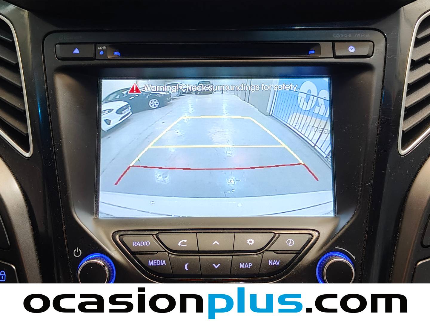 Equipamiento del Hyundai i40 Hyundai i40 1.7 CRDI BlueDrive Tecno (136 CV)
