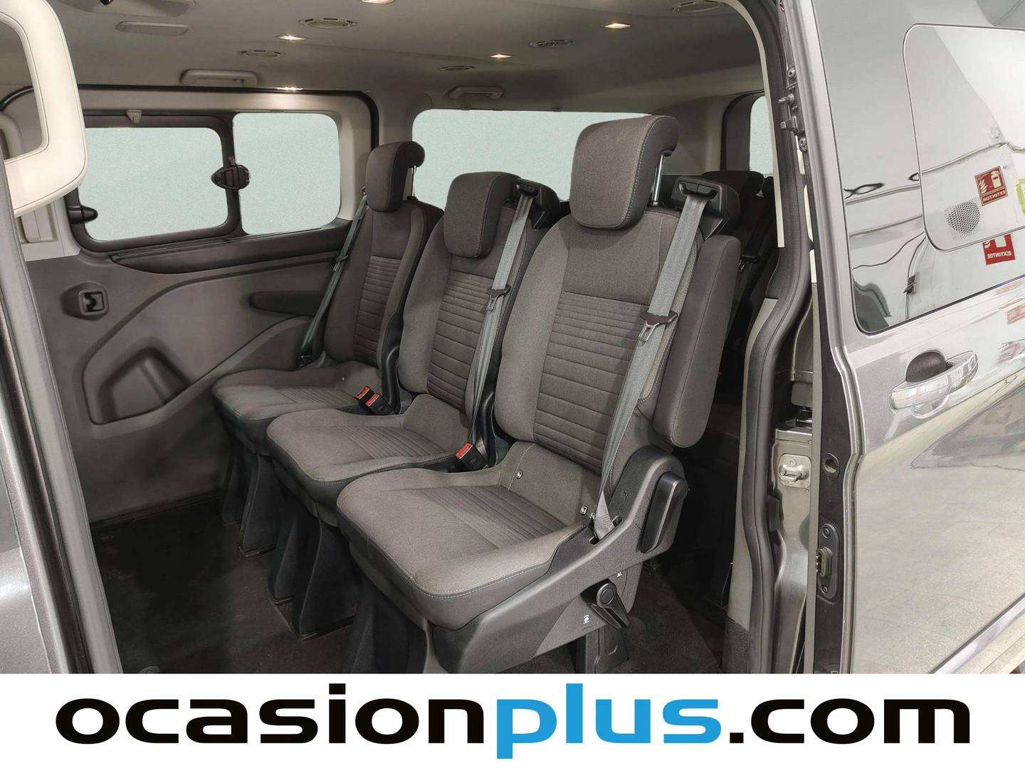 Fotos maletero Ford Tourneo Custom Ford Tourneo Custom 2.0 Ecoblue Hybrid L2 Titanium (185 CV) 8 Plazas