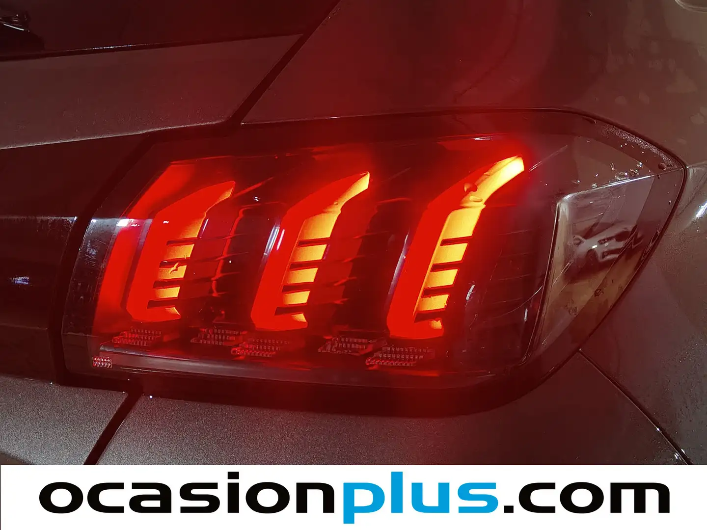 Foto Peugeot 208 Peugeot 208 PureTech 100 Allure (100 CV)