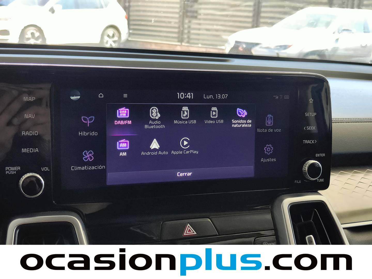 Equipamiento del KIA Sorento KIA Sorento 1.6 T-GDi HEV Drive 4x2 (230 CV) 7 Pazas