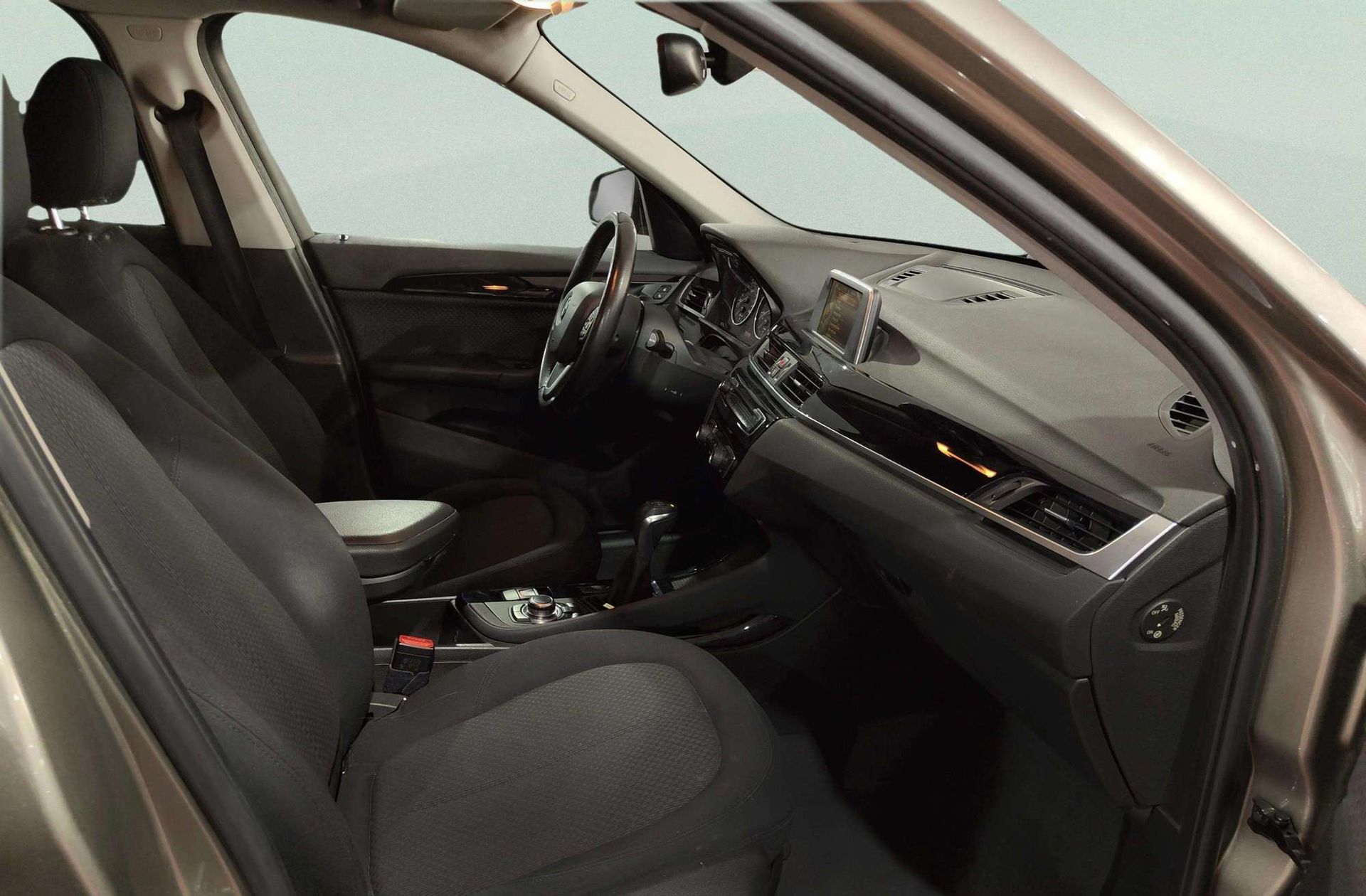 BMW X1 sDrive18d - foto 19
