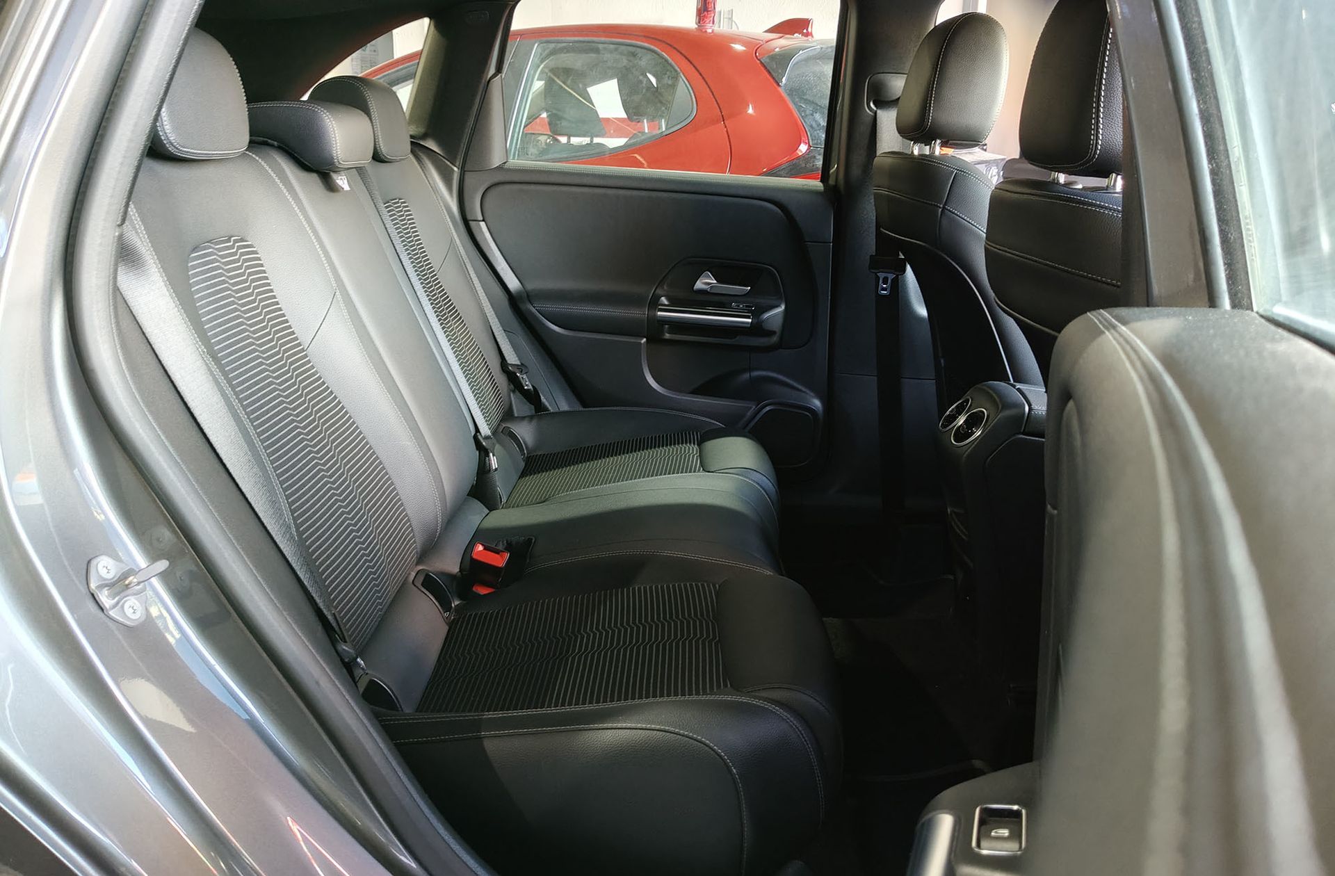 Mercedes-Benz Clase B 200 d - foto 22