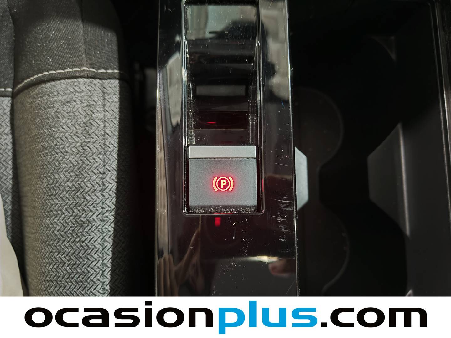 Foto Citroën C4 X Citroen C4 X PureTech 100 S&S 6v You (102 CV)