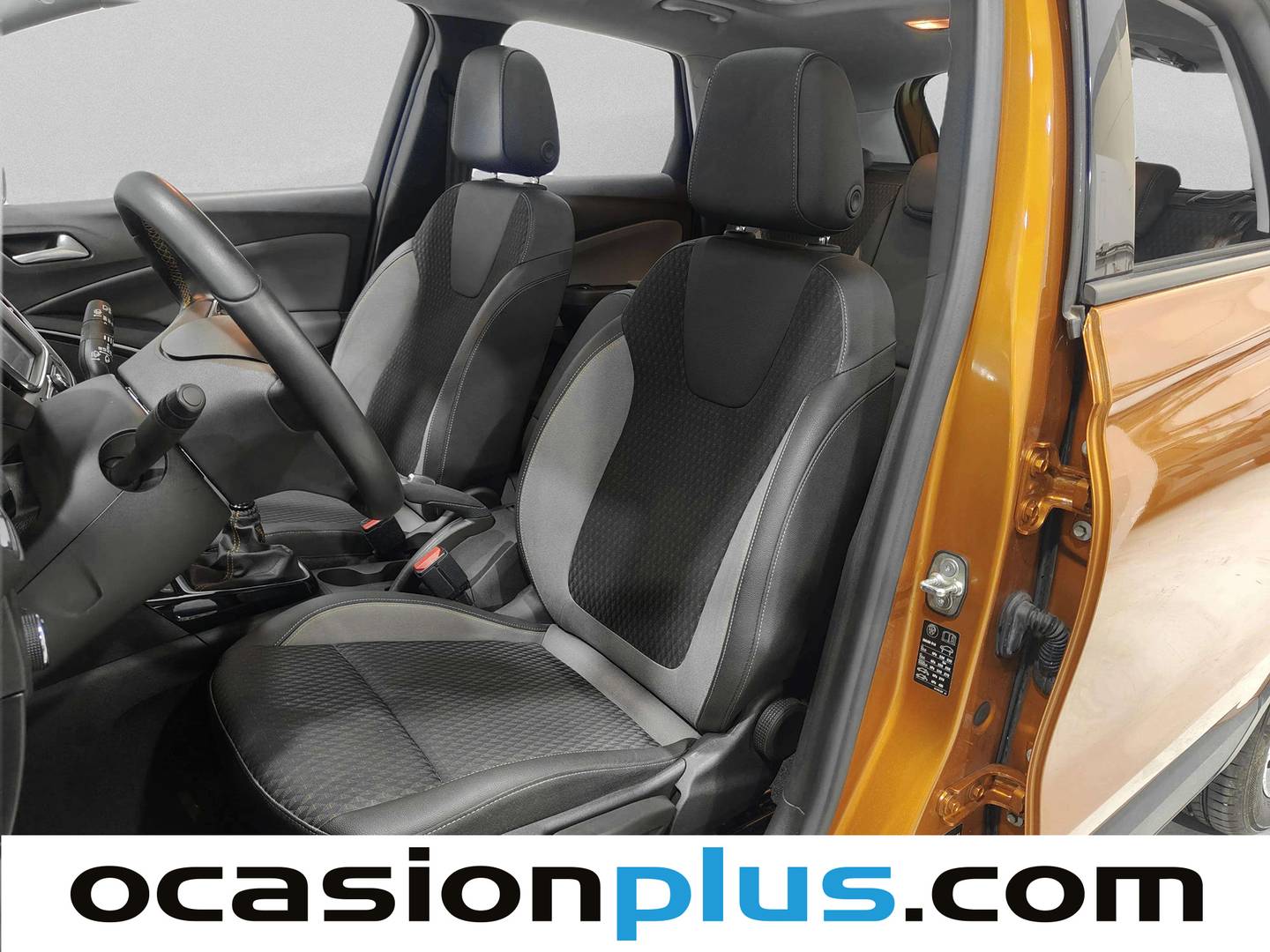 Foto asientos delanteros Opel Crossland X Opel Crossland X 1.2 Turbo S&S Excellence  (130 CV)