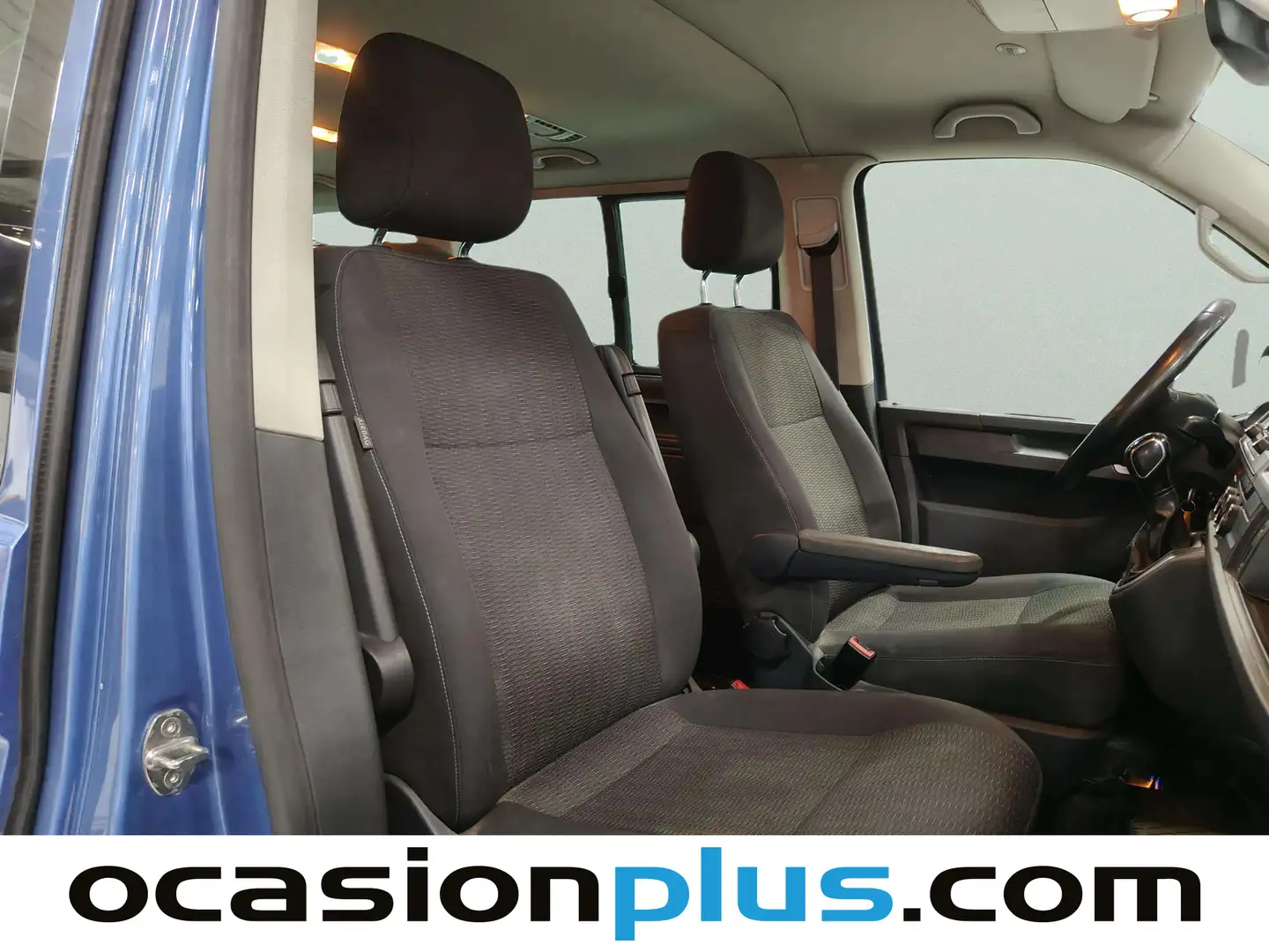 Foto Volkswagen Caravelle Volkswagen Caravelle Comfortline 2.0 TDI Corto BMT (150 CV) DSG 7 Plazas