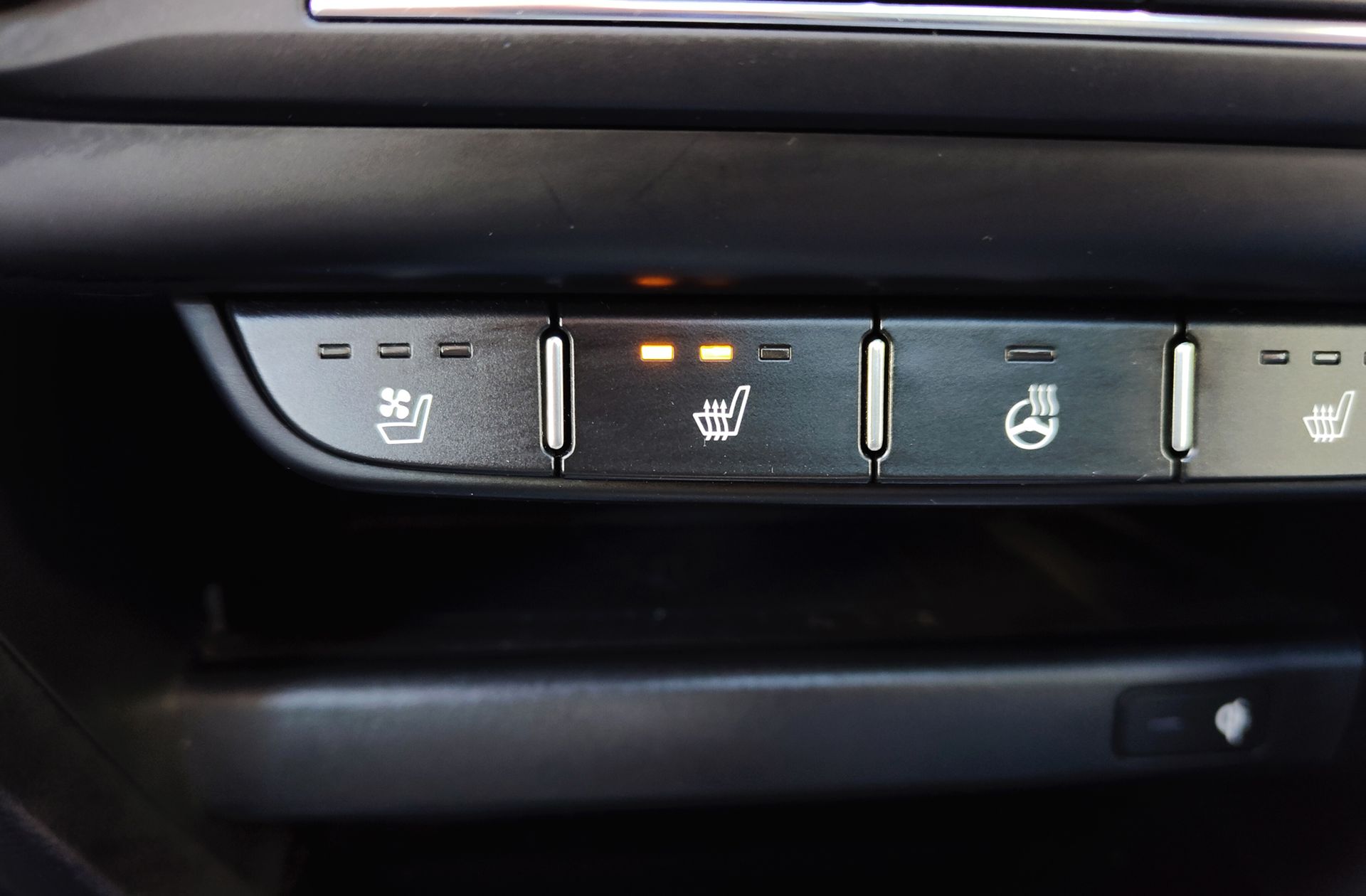 Kia Ceed 1.4 T-GDi Eco-Dynamics GT Line - foto 10