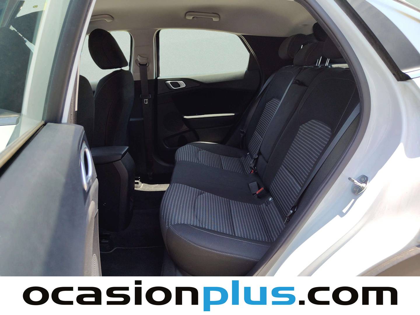 Foto asientos traseros KIA XCeed KIA XCeed 1.0 T-GDi Drive (100 CV)