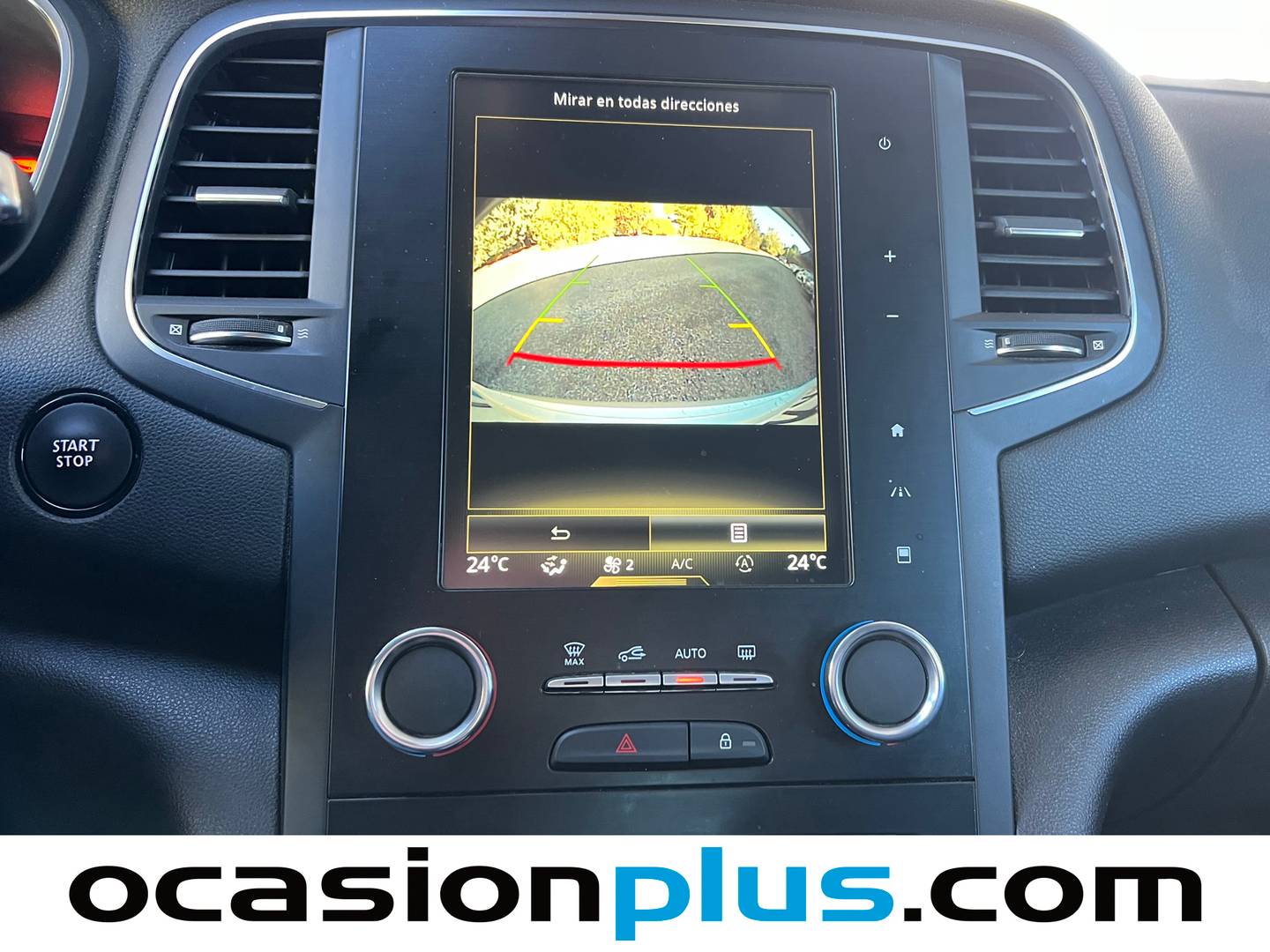 Foto Renault Mégane Renault Megane Sport Tourer Zen TCe (140 CV) GPF