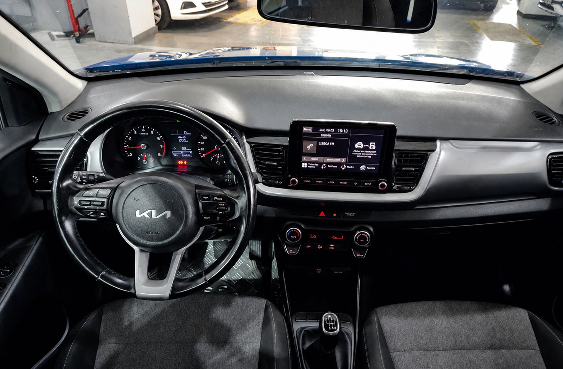 Kia Stonic 1.0 T-GDi Concept - foto 6