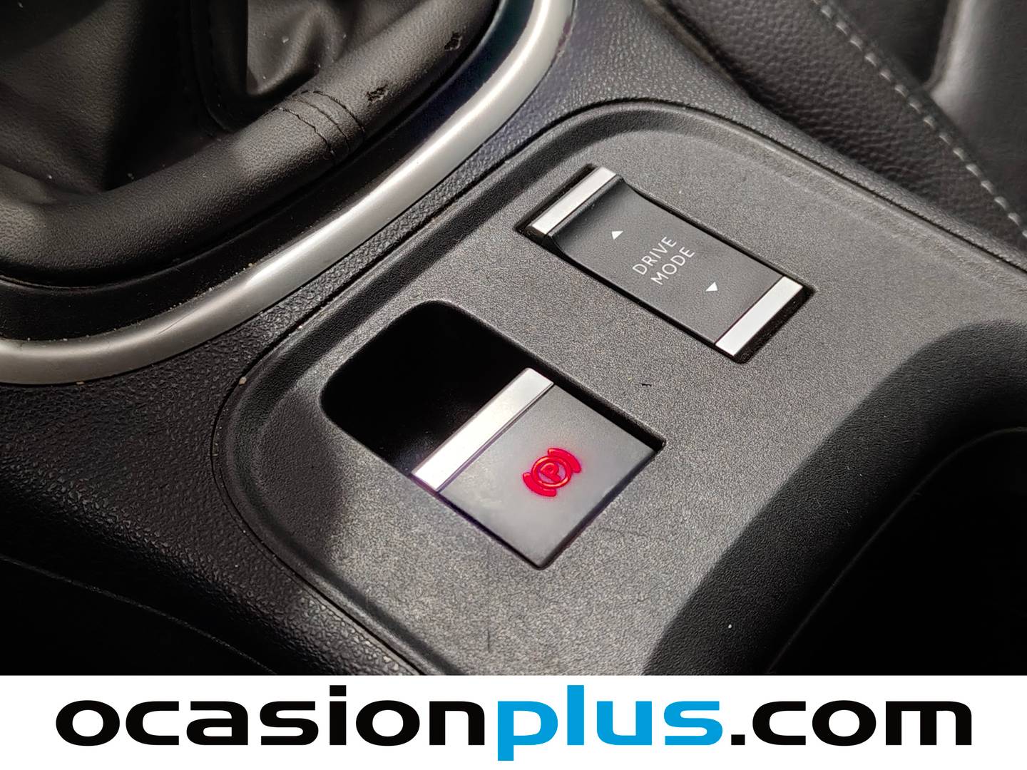 Foto Jeep Avenger Jeep Avenger 1.2 G Summit (100 CV)