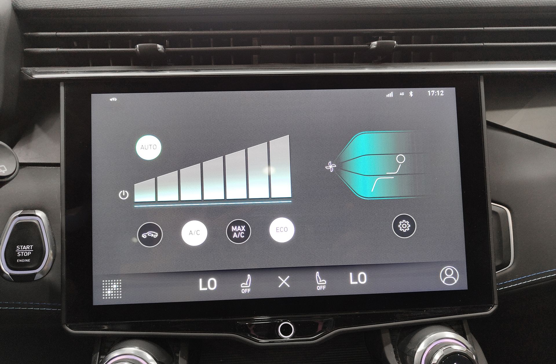 Lynk & Co 01 1.5 PHEV - foto 37