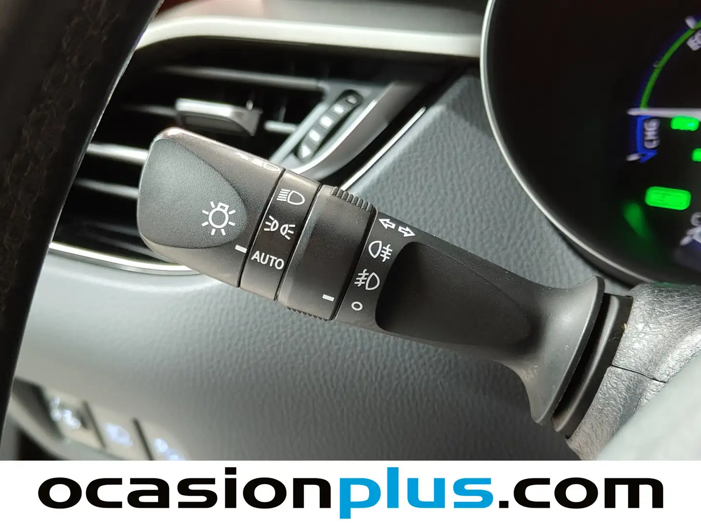 Foto Toyota C-HR Toyota C-HR 1.8 125H Advance  (122 CV)