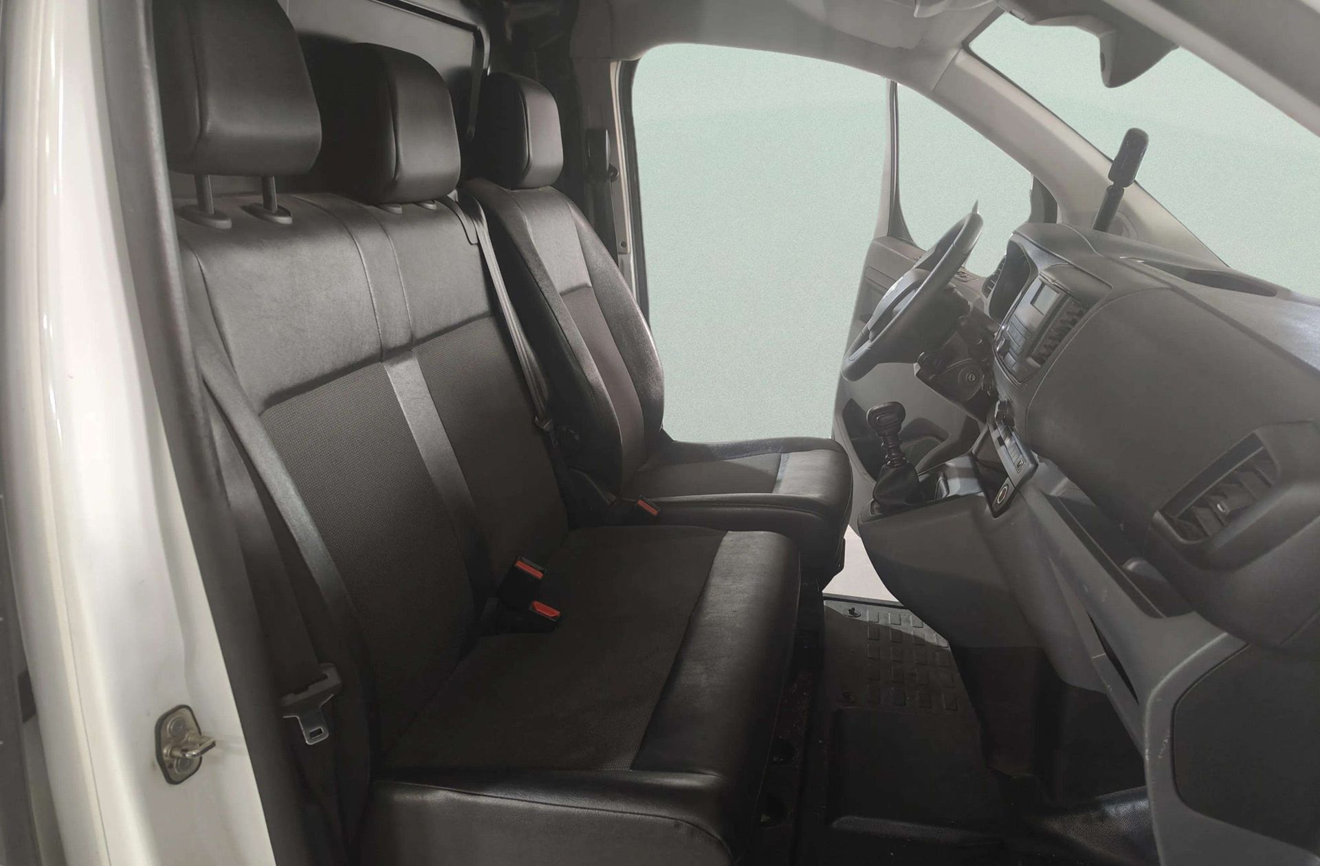 Fiat Scudo Furgon 1.5 BlueHDi L1 Business - foto 11