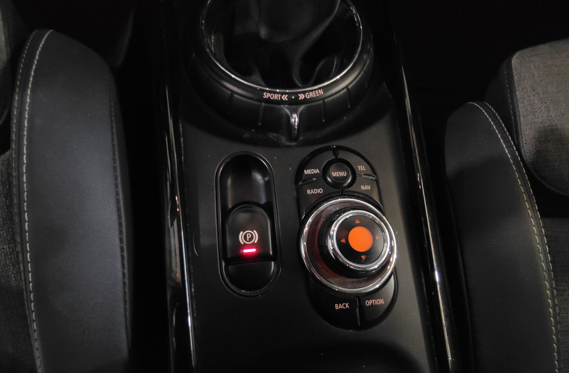 MINI Clubman Cooper - foto 33