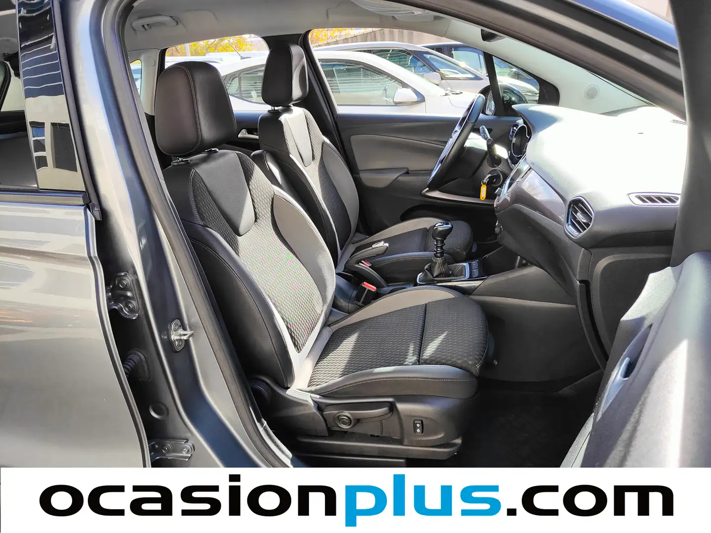 Foto Opel Crossland X Opel Crossland X 1.6 Turbo Excellence (99 CV)