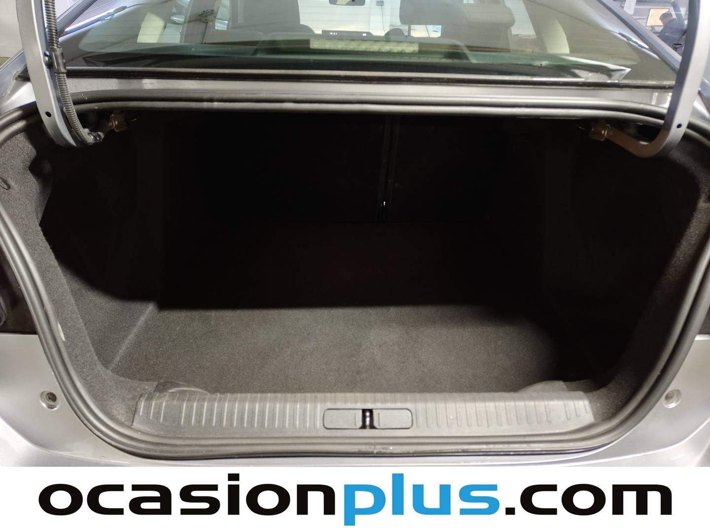 Foto Citroën C4 X Citroen C4 X PureTech 100 S&S 6v You (102 CV)