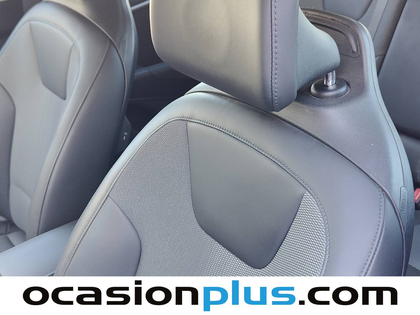 Extras y acabados del KIA Niro KIA Niro 1.6 GDi HEV Híbrido Drive (141 CV)