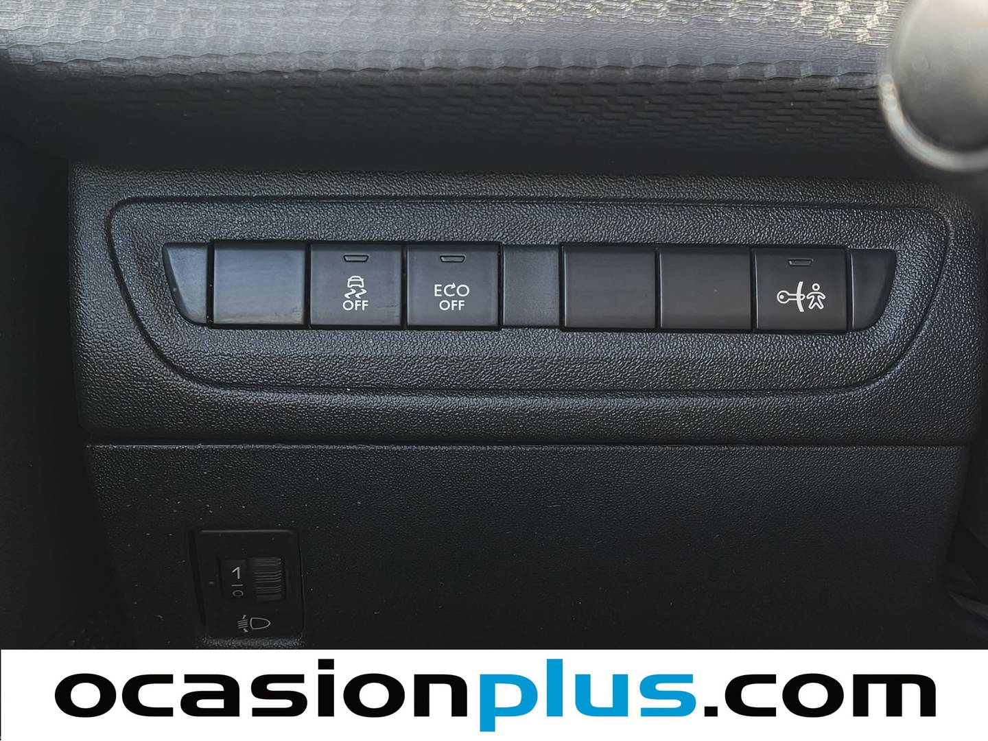 Extras y acabados del Peugeot 2008 Peugeot 2008 e-HDI 92 Active  (92 CV)
