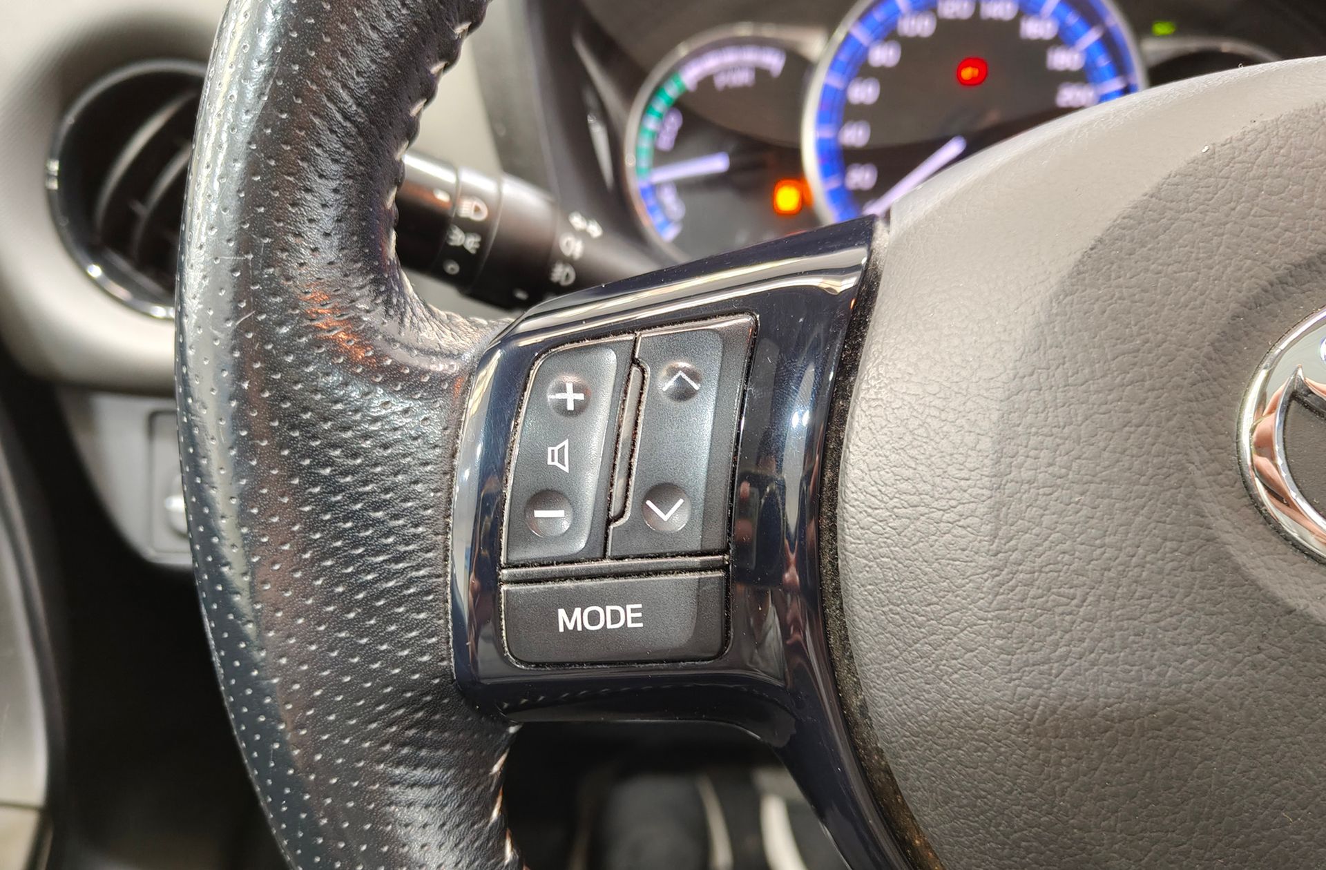 Toyota Yaris 1.5 Hybrid Feel - foto 32