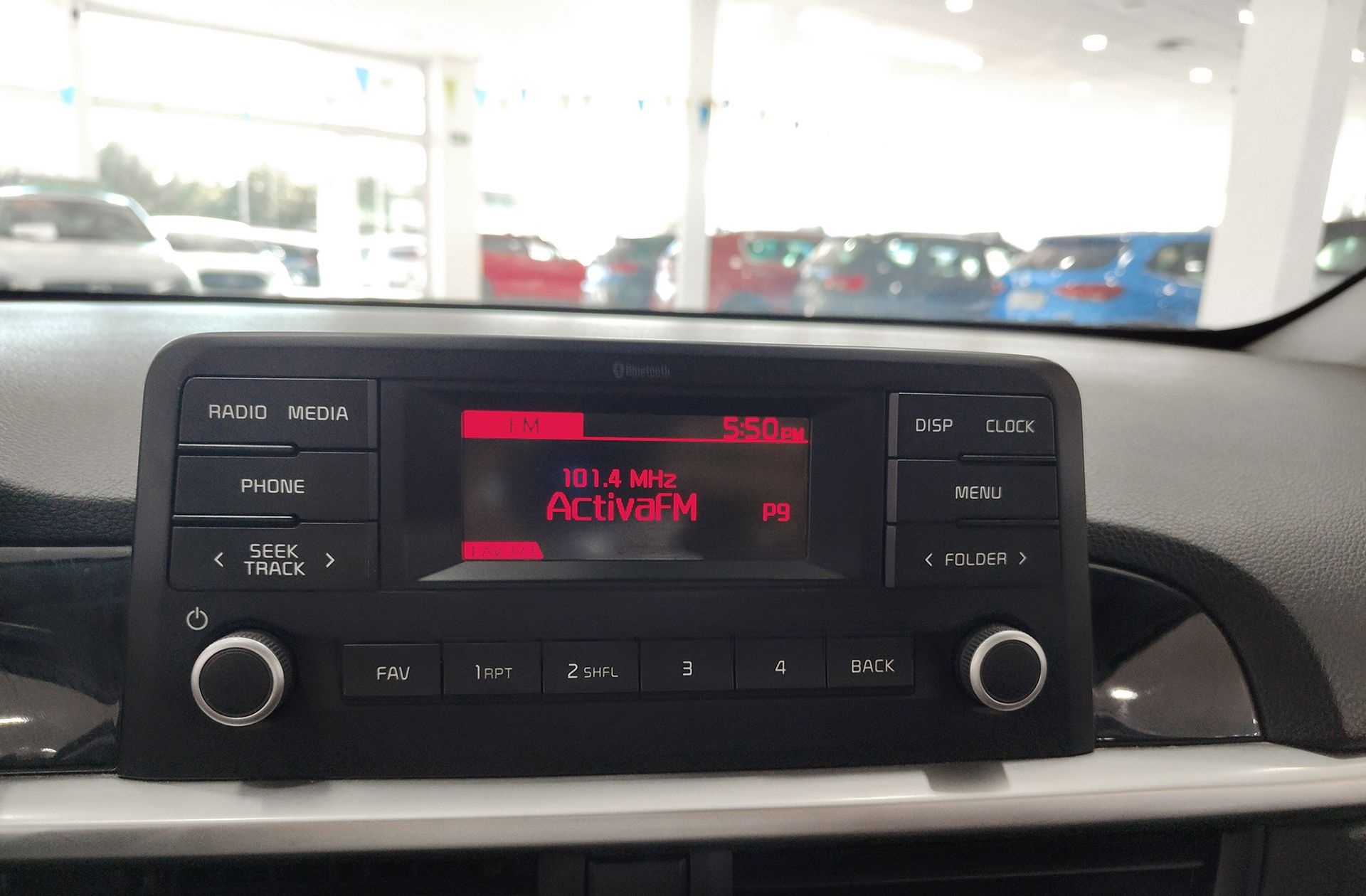Kia Picanto 1.0 DPi Concept Pack Comfort - foto 32
