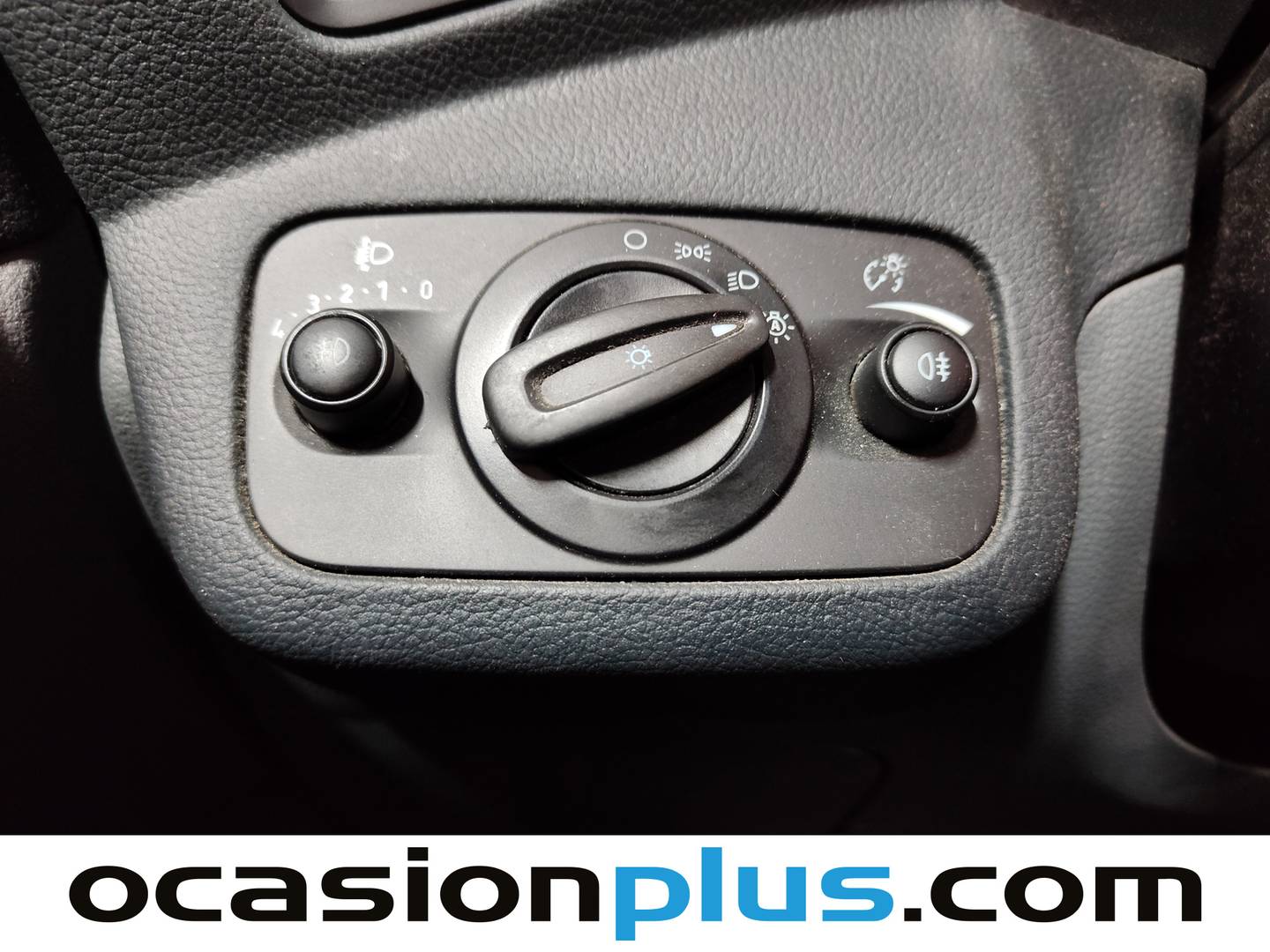 Extras y acabados del Ford C-Max Ford C-Max 1.6 TDCI Trend (95 CV)