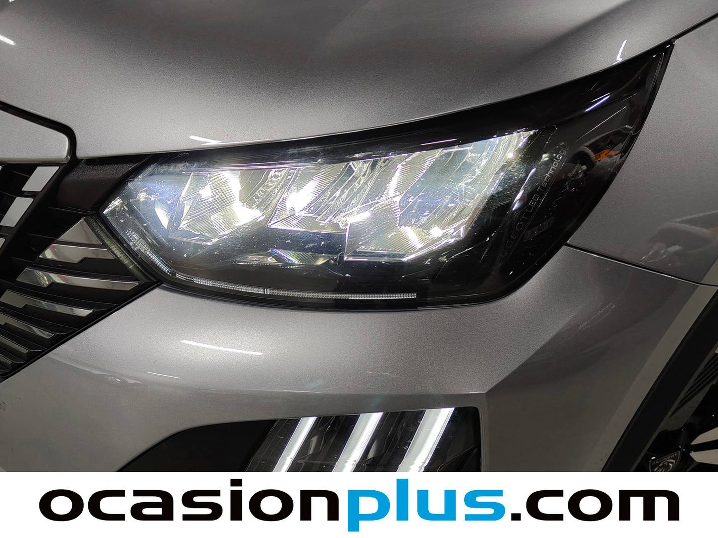 Extras del Peugeot 2008 Peugeot 2008 Allure Hybrid eDCS6 (145 CV)