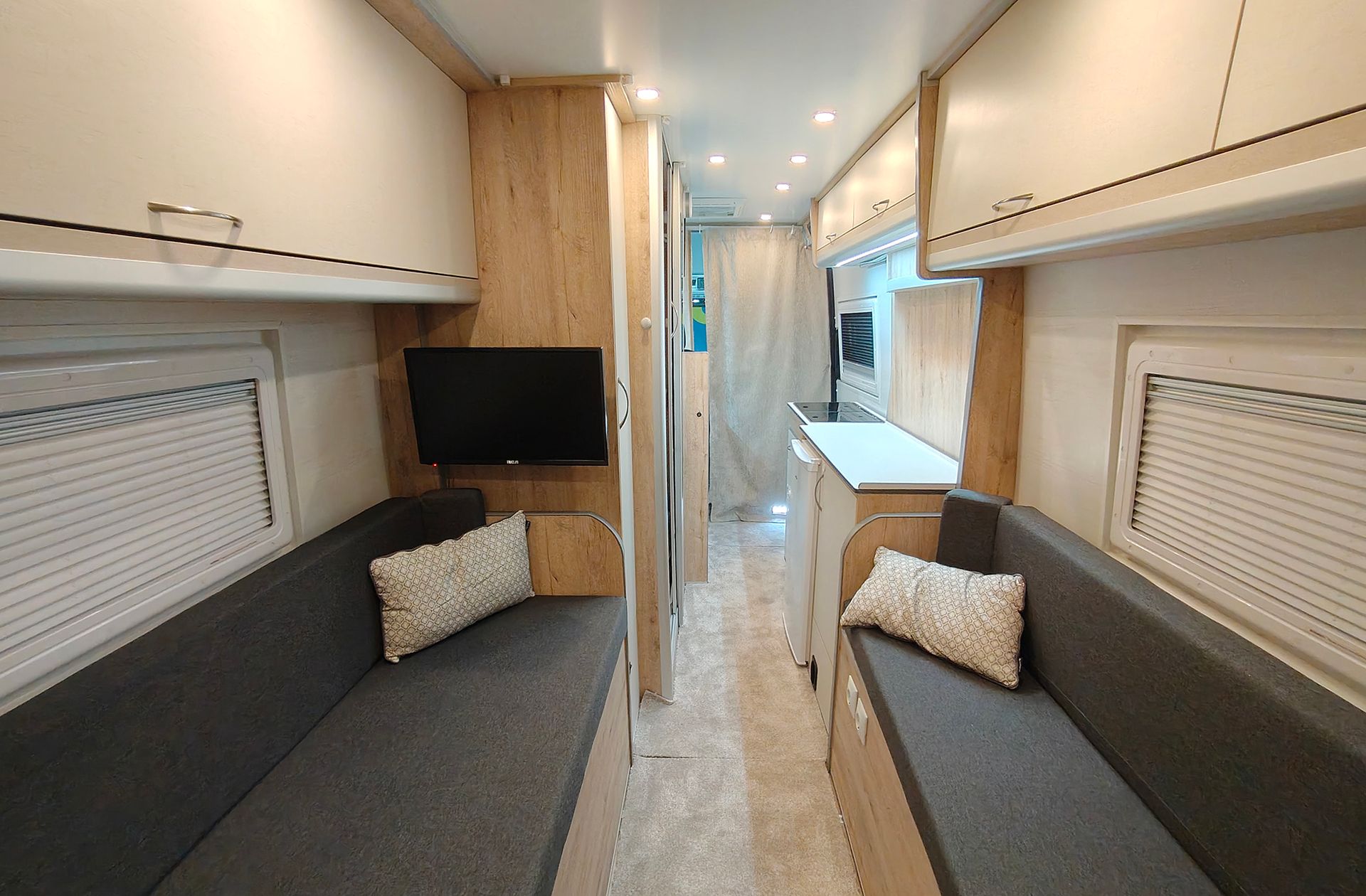 Volkswagen Crafter 35 Furgón Batalla Larga con Voladizo L5H3 2.0 TDI - foto 9