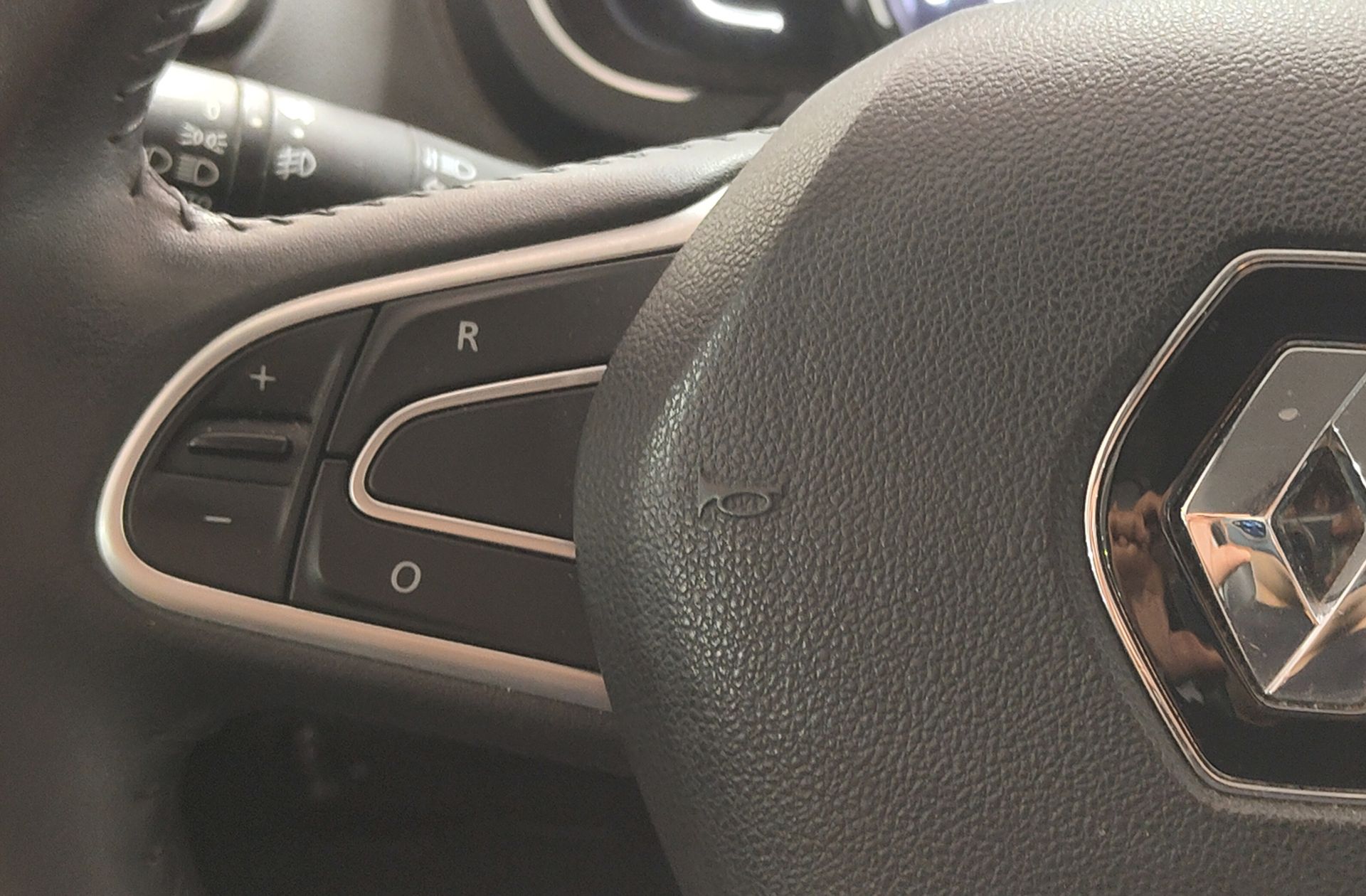 Renault Scénic Zen TCe GPF - foto 26