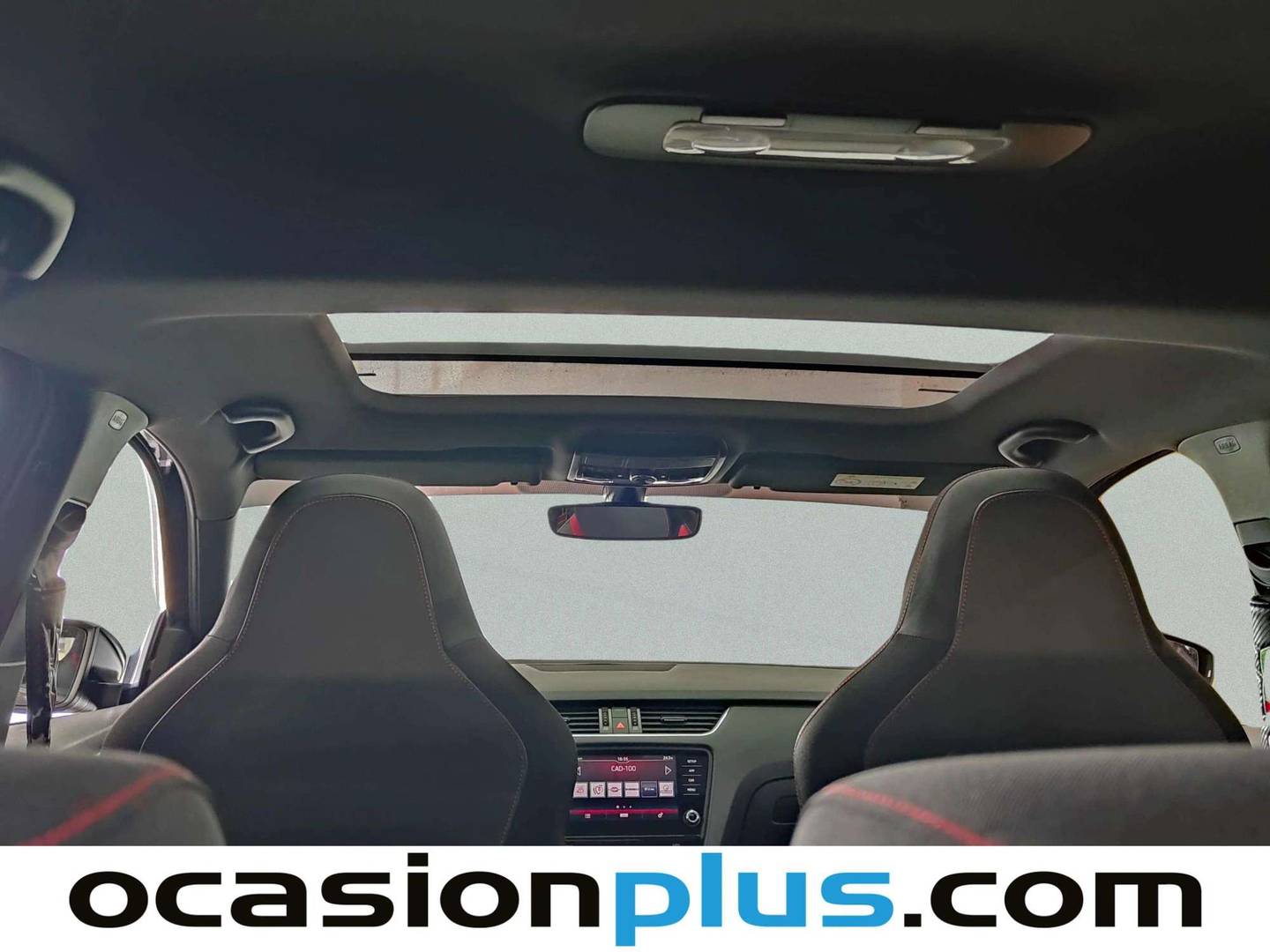 Extras del Skoda Octavia Skoda Octavia 2.0 TSI (245 CV) RS