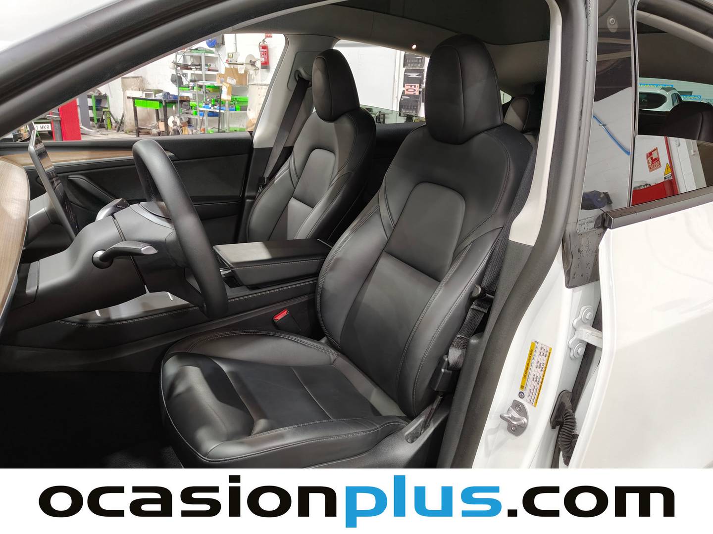 Foto asientos delanteros Tesla Model Y Tesla Model Y Gran Autonomía 4WD (514 CV)