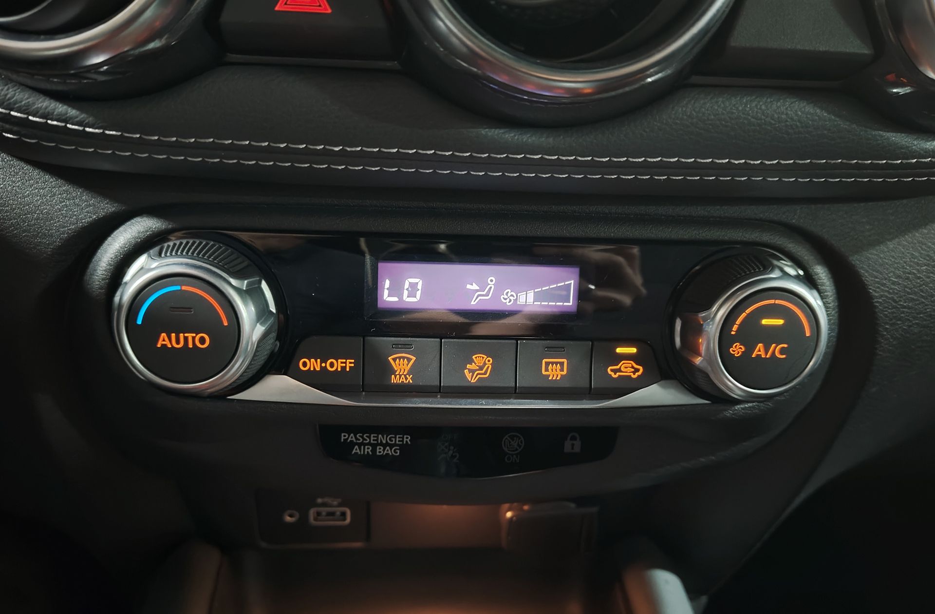 Nissan Juke DIG-T N-Connecta 4x2 DCT - foto 32