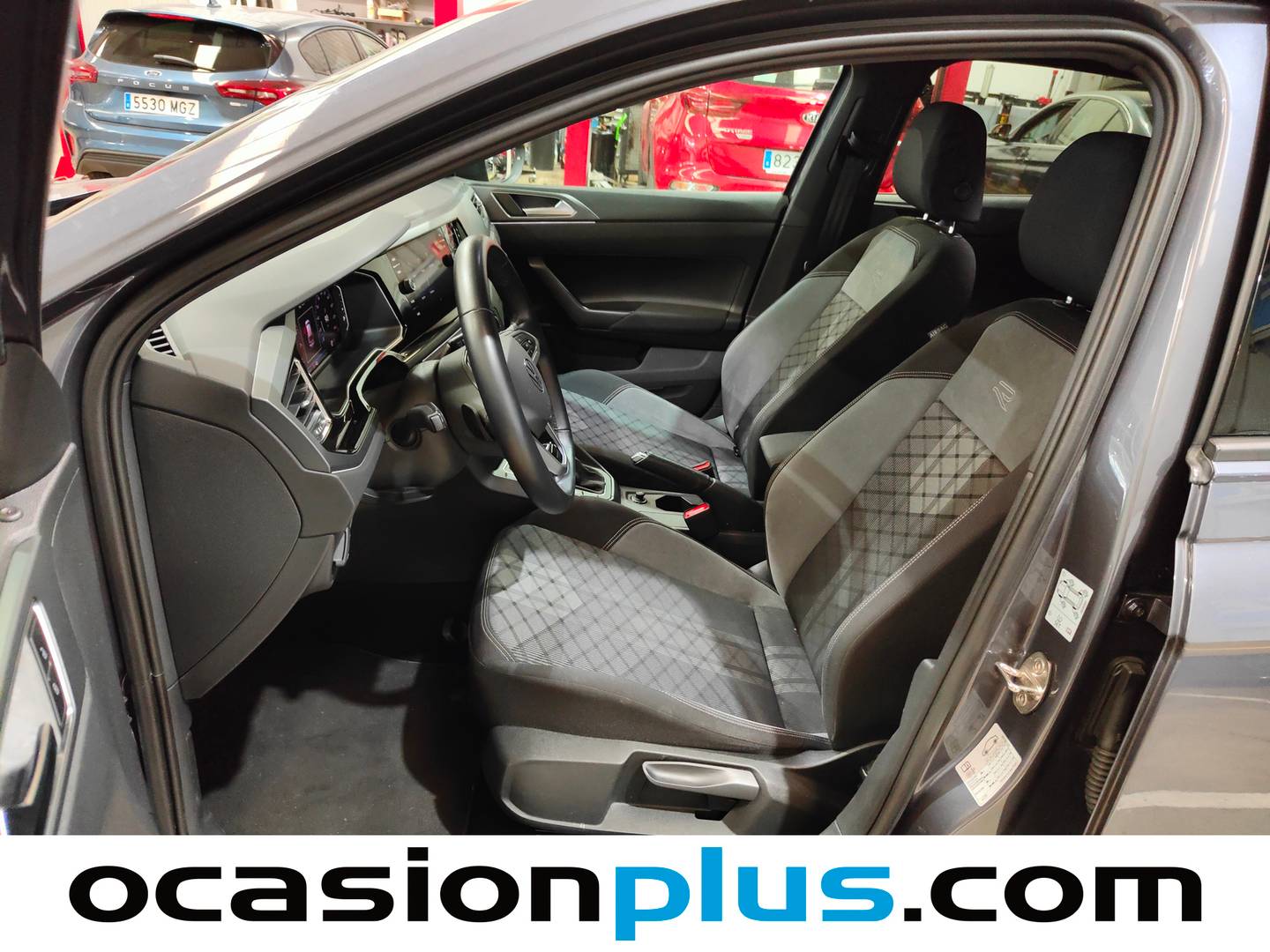 Foto Volkswagen Taigo Volkswagen Taigo R-Line 1.0 TSI (110 CV) DSG