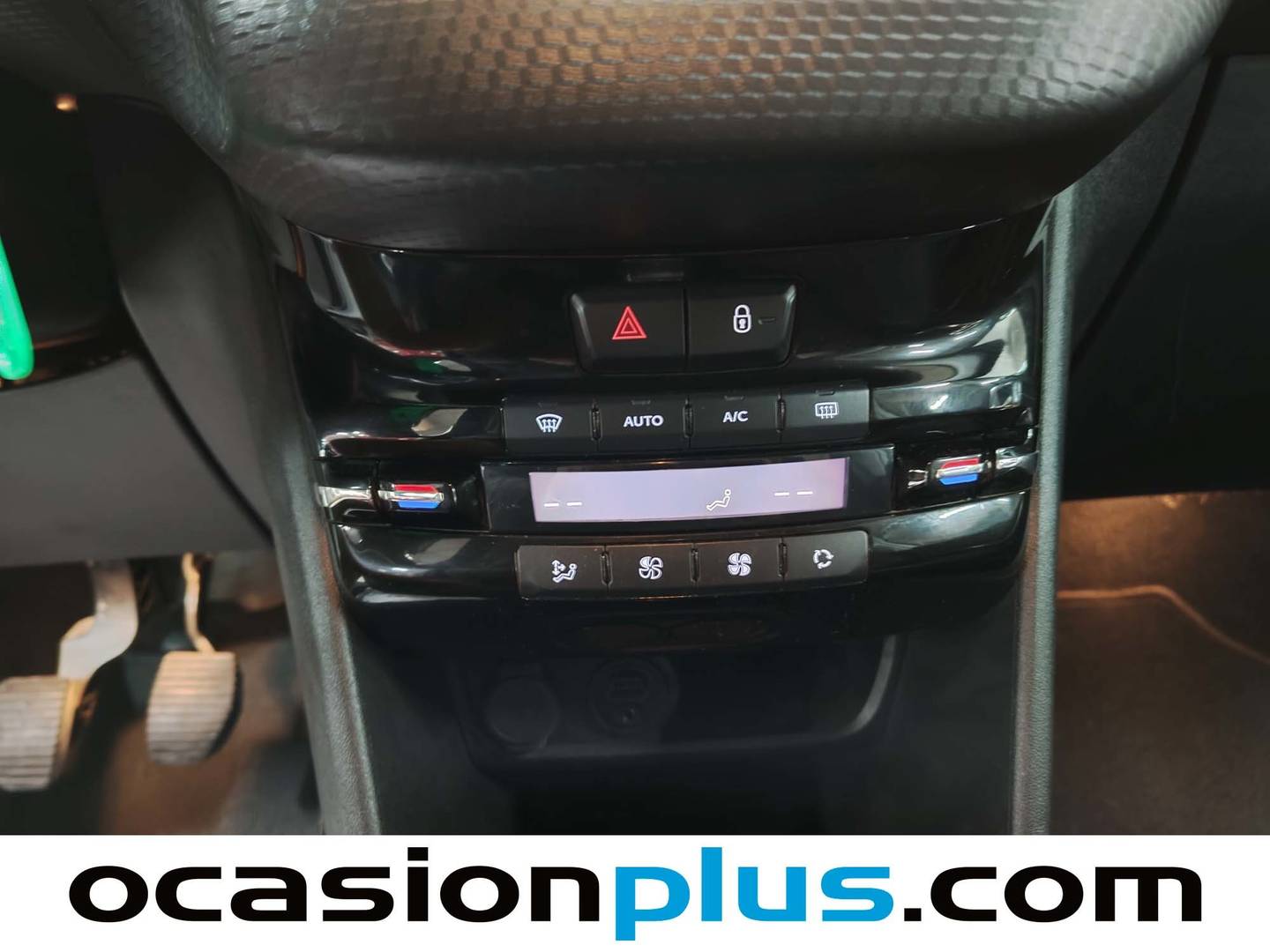 Foto Peugeot 2008 Peugeot 2008 PureTech 110 S&S Allure (110 CV)