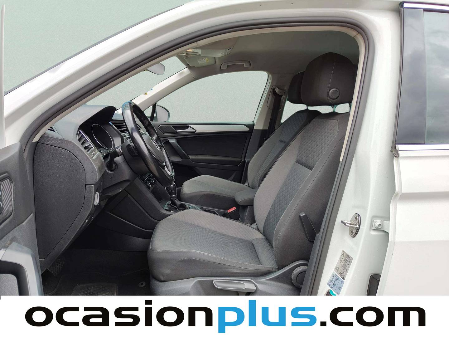 Foto asientos delanteros Volkswagen Tiguan Volkswagen Tiguan Advance 2.0 TDI (150 CV) DSG Pack R-line