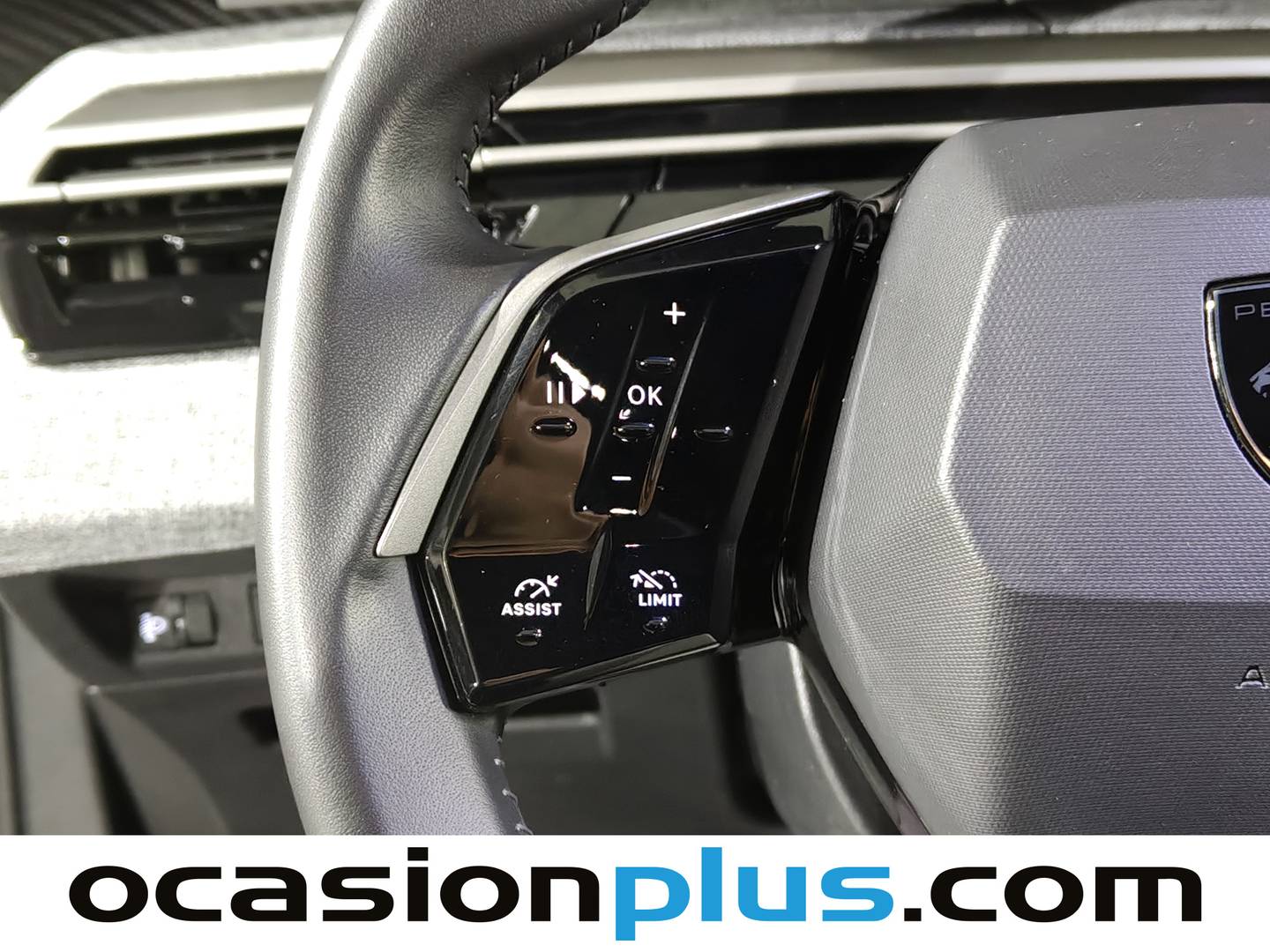 Foto Peugeot 5008 Hybrid Peugeot 5008 Hybrid 1.2 Allure eDCS6 (136 CV) 7 Plazas