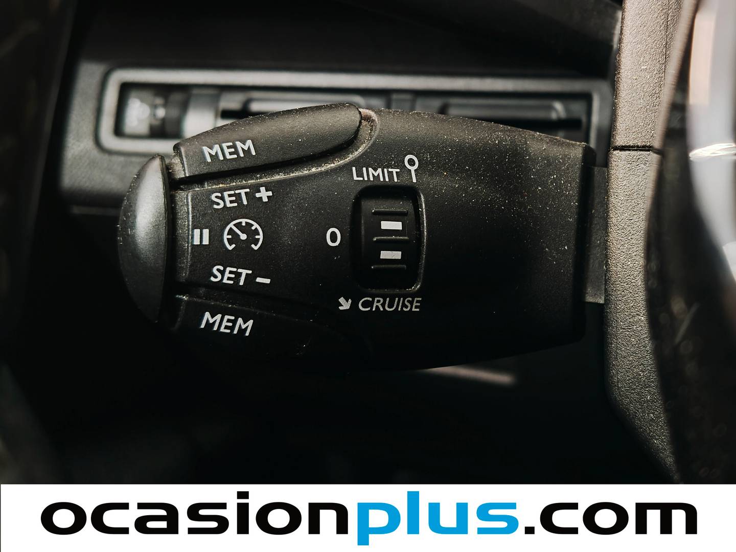 Acabados Peugeot 3008 Peugeot 3008 BlueHDI 130 S&S Active (130 CV)