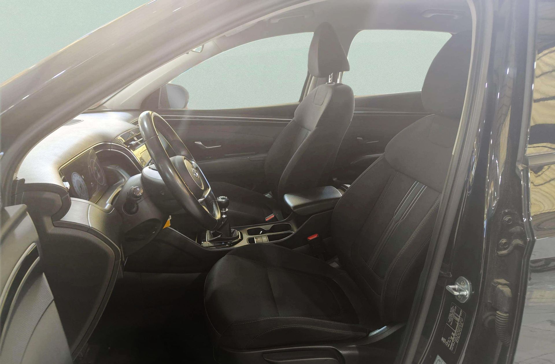 Hyundai Tucson 1.6 CRDi Maxx - foto 11